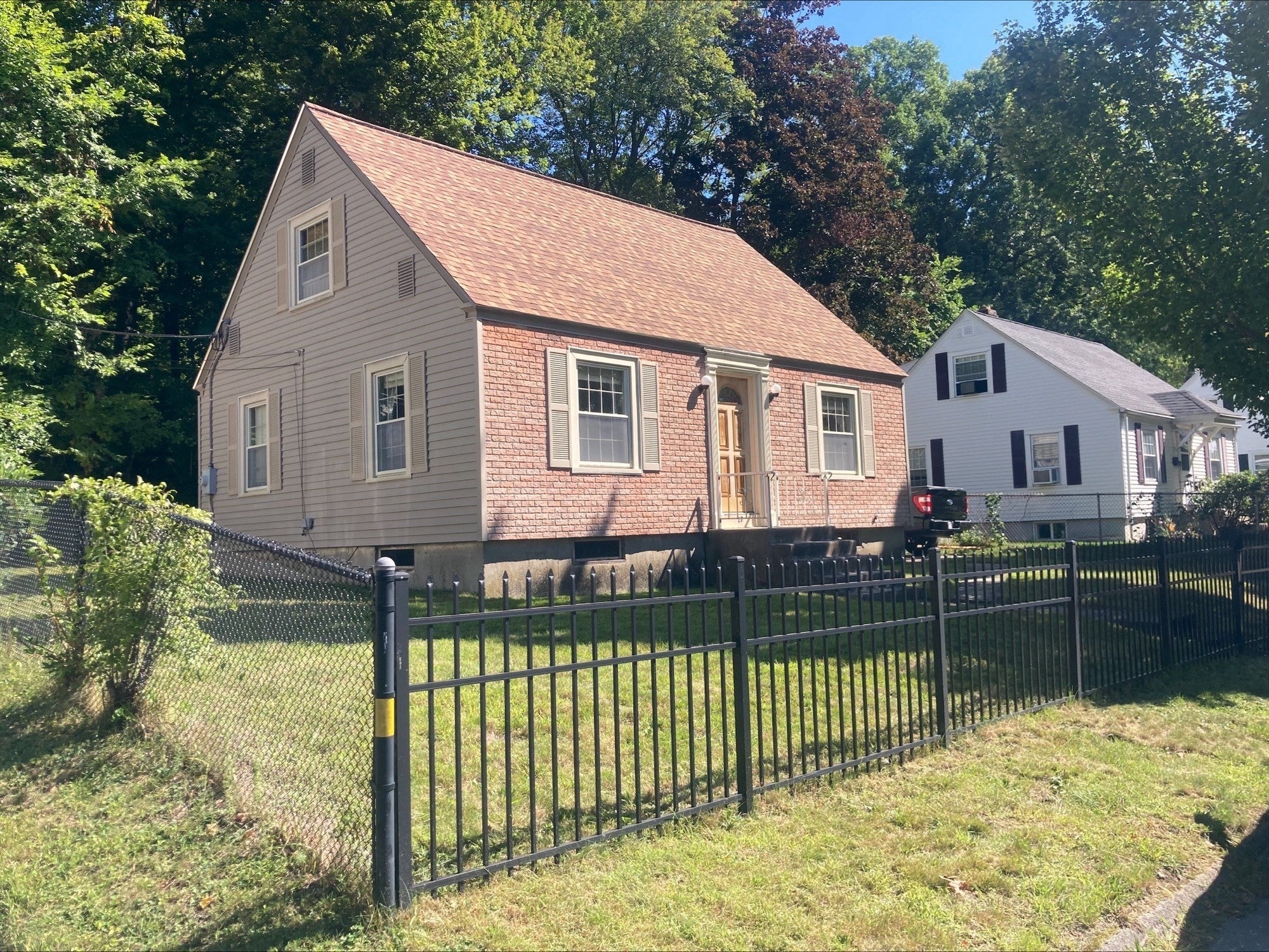 Clive St, Worcester, MA 01603