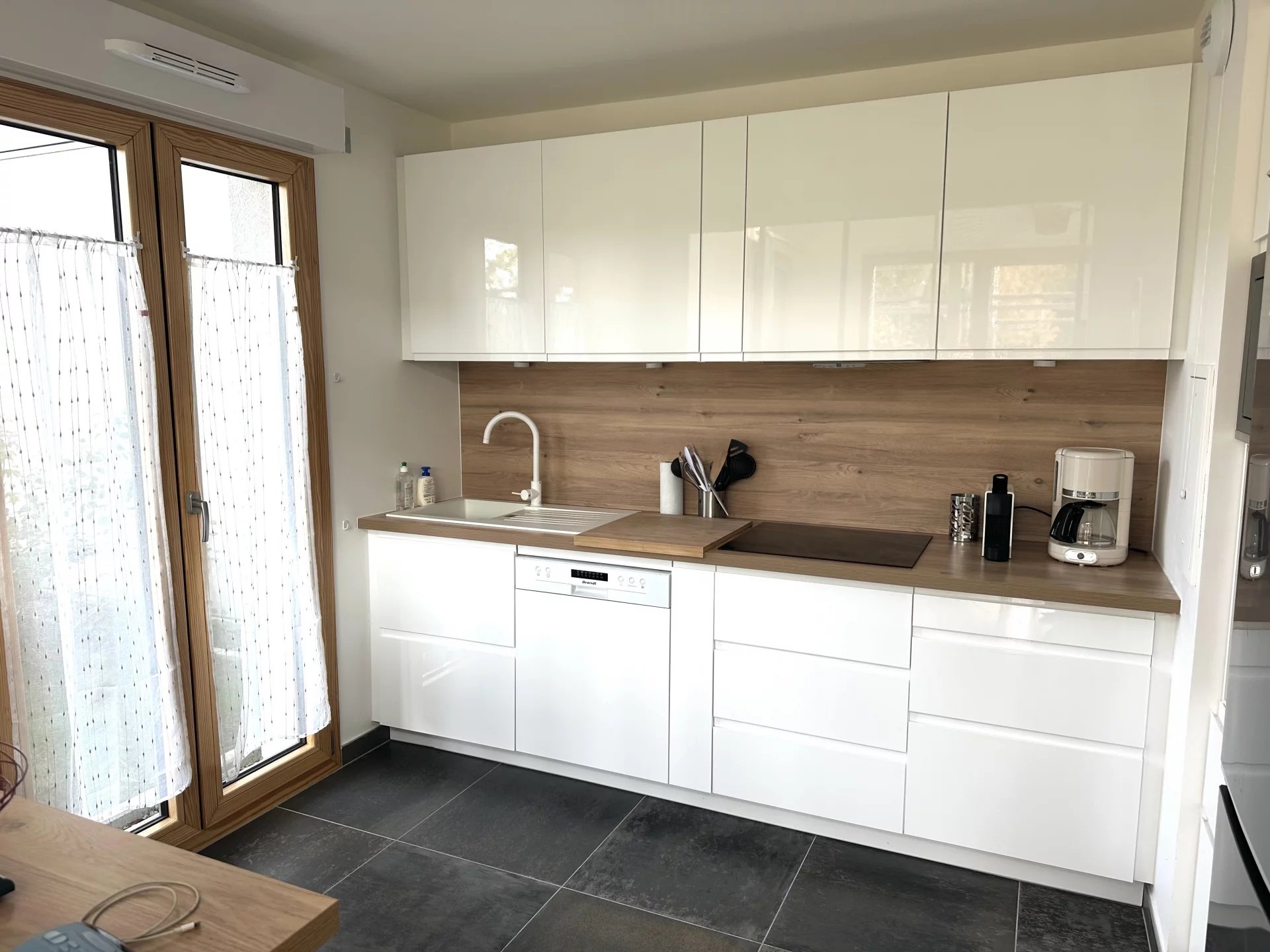 Le Vésinet, Île-de-France, 78110, FR, 2 Bedrooms Bedrooms, ,1 BathroomBathrooms,Residential,For Sale,1994507