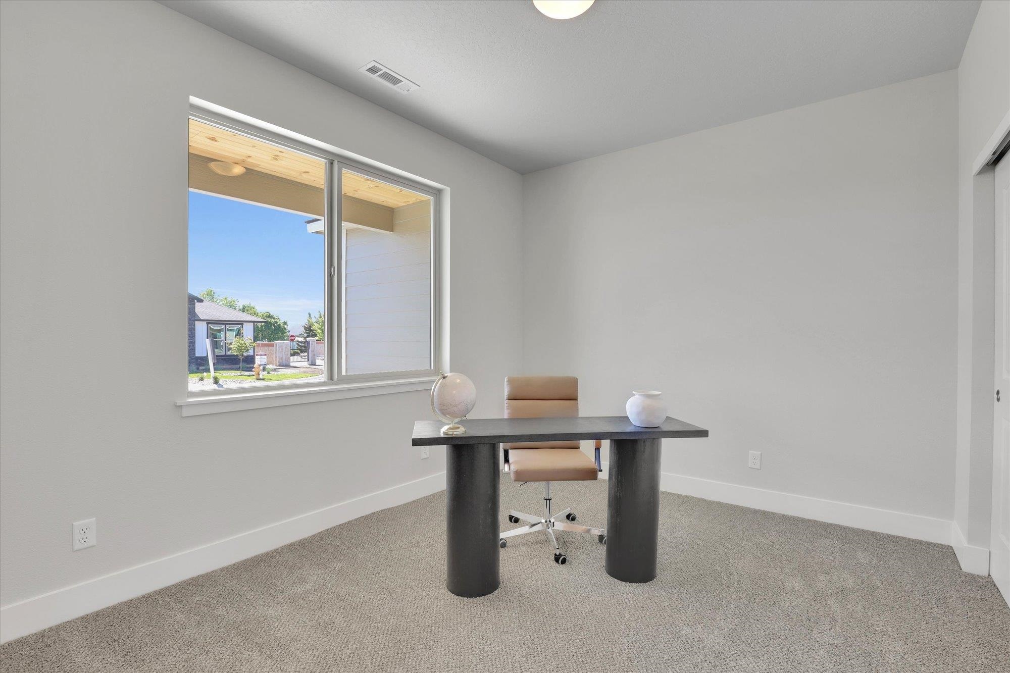 Deer Park, Washington, 99006, United States, 3 Bedrooms Bedrooms, ,2 BathroomsBathrooms,Residential,For Sale,1684297