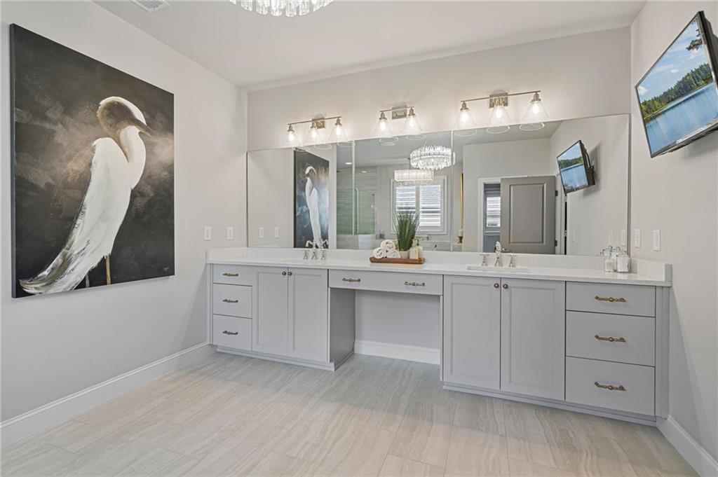 Alpharetta, Georgia, 30022, United States, 6 Bedrooms Bedrooms, ,6 BathroomsBathrooms,Residential,For Sale,1900569
