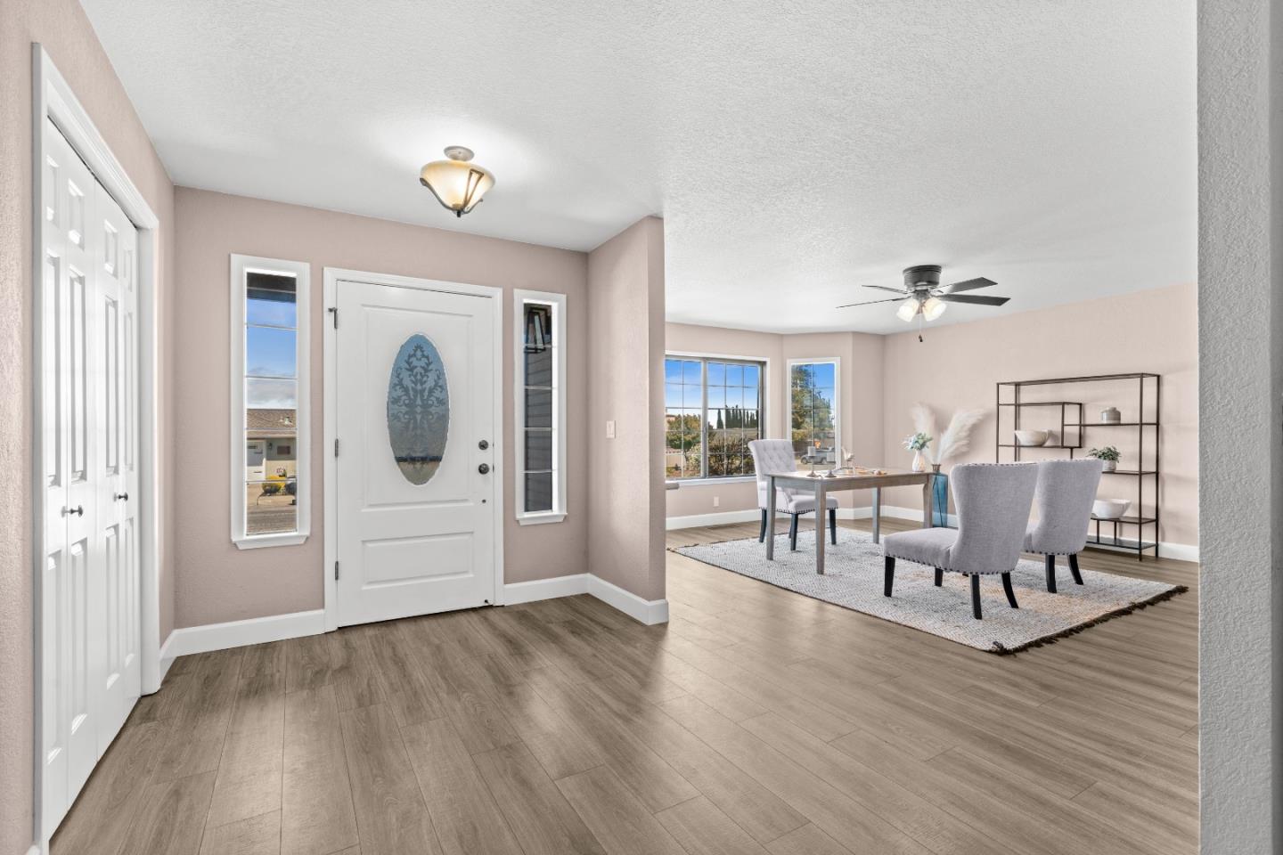 Hollister, California, 95023, United States, 3 Bedrooms Bedrooms, ,2 BathroomsBathrooms,Residential,For Sale,1903543