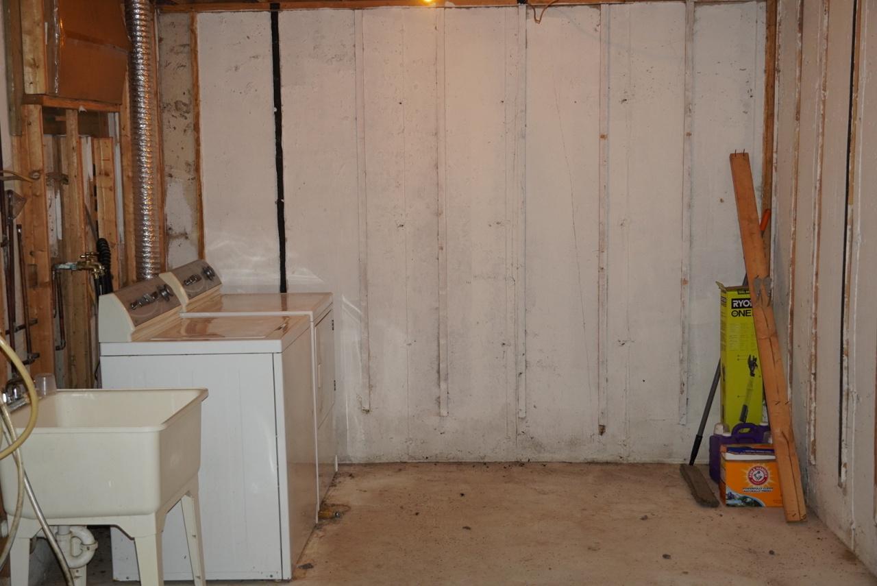 Valparaiso, Indiana, 46385, United States, 3 Bedrooms Bedrooms, ,3 BathroomsBathrooms,Residential,For Sale,1686239