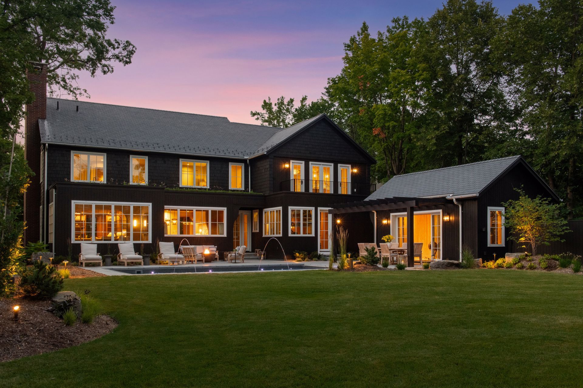  mysa hus  where  design meets wellbeing in cottagewood - 物件實景
