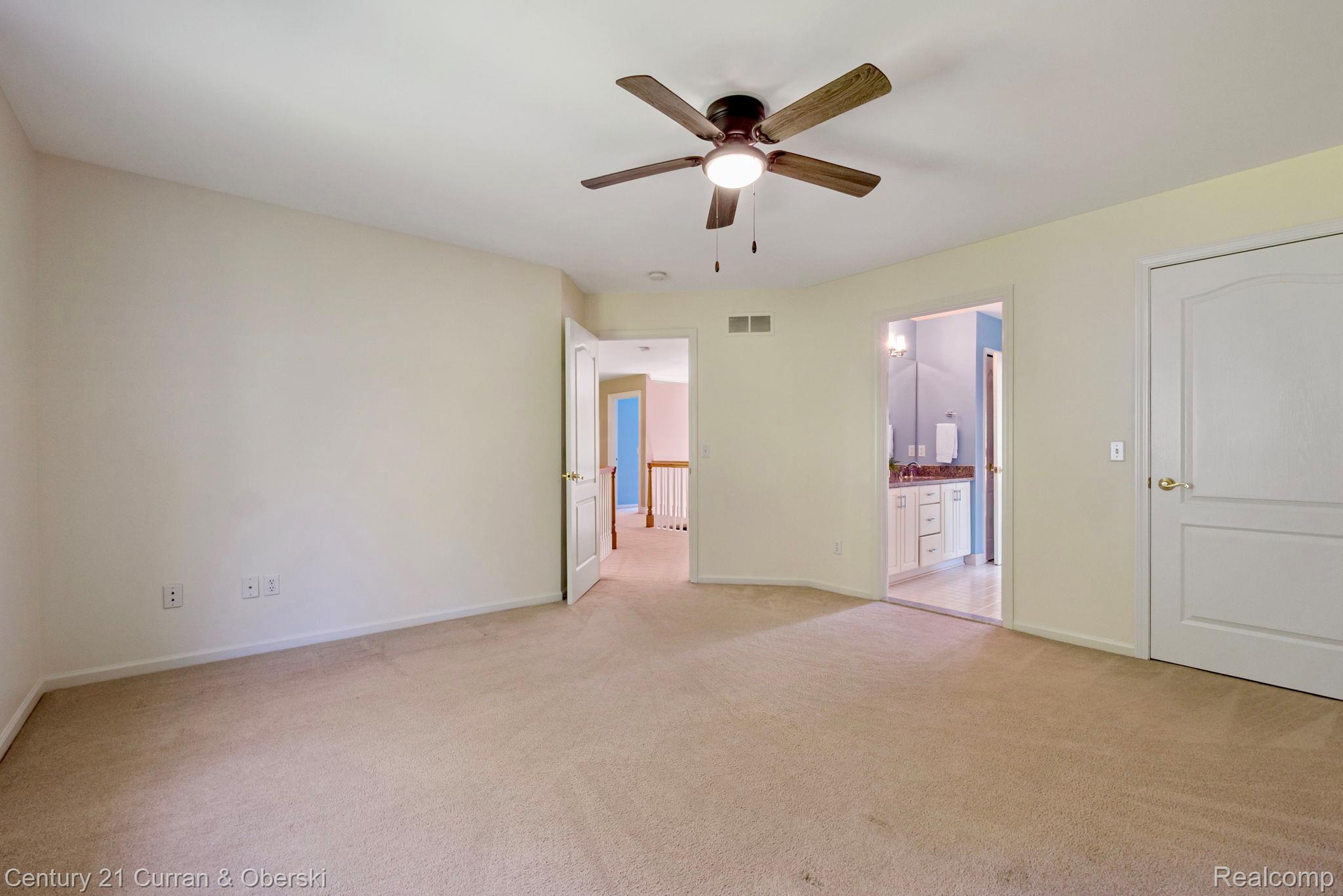 Novi, Michigan, 48374, United States, 4 Bedrooms Bedrooms, ,6 BathroomsBathrooms,Residential,For Sale,1914653