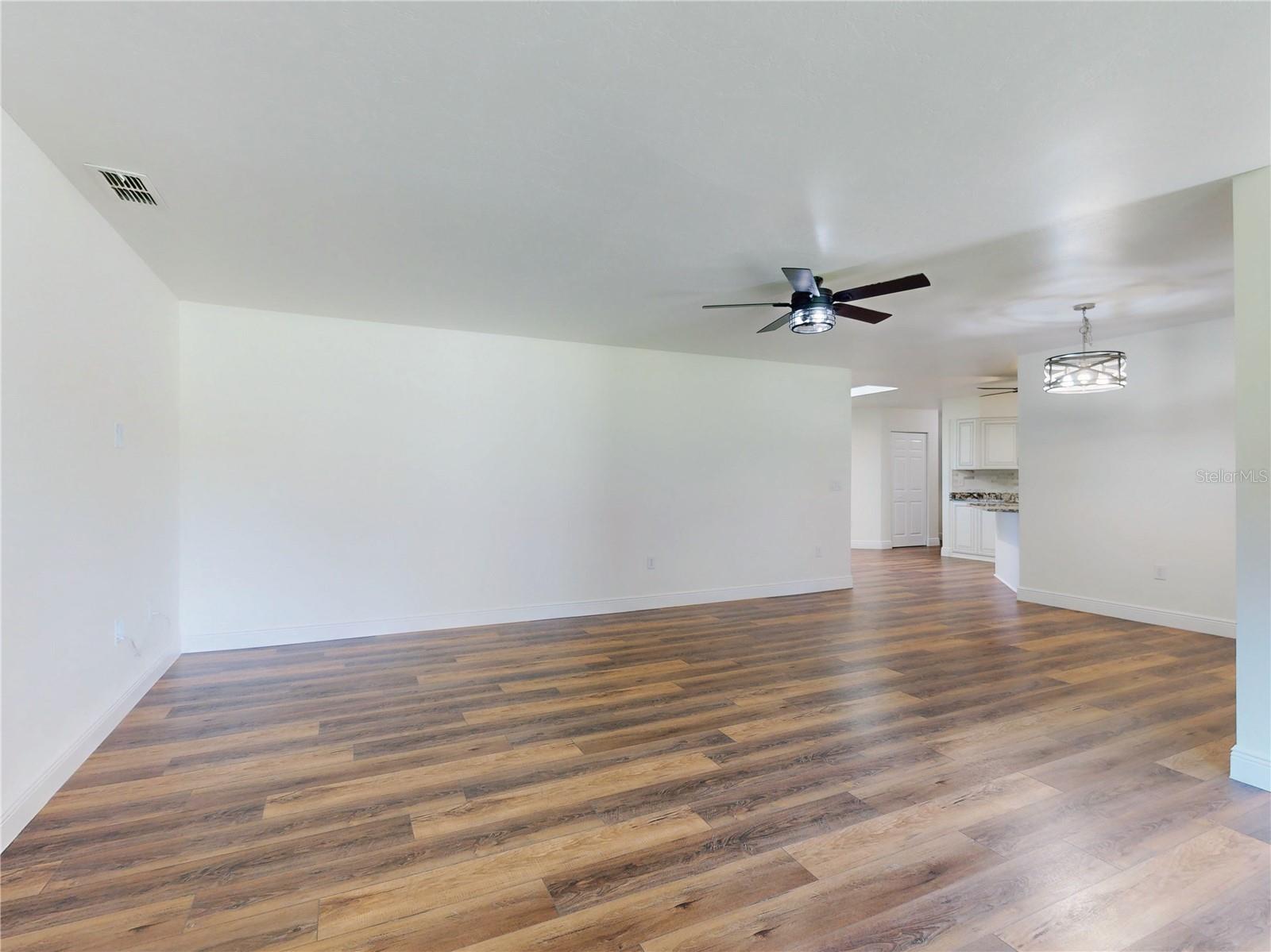 OCALA, Florida, 34482, United States, 3 Bedrooms Bedrooms, ,2 BathroomsBathrooms,Residential,For Sale,1766326