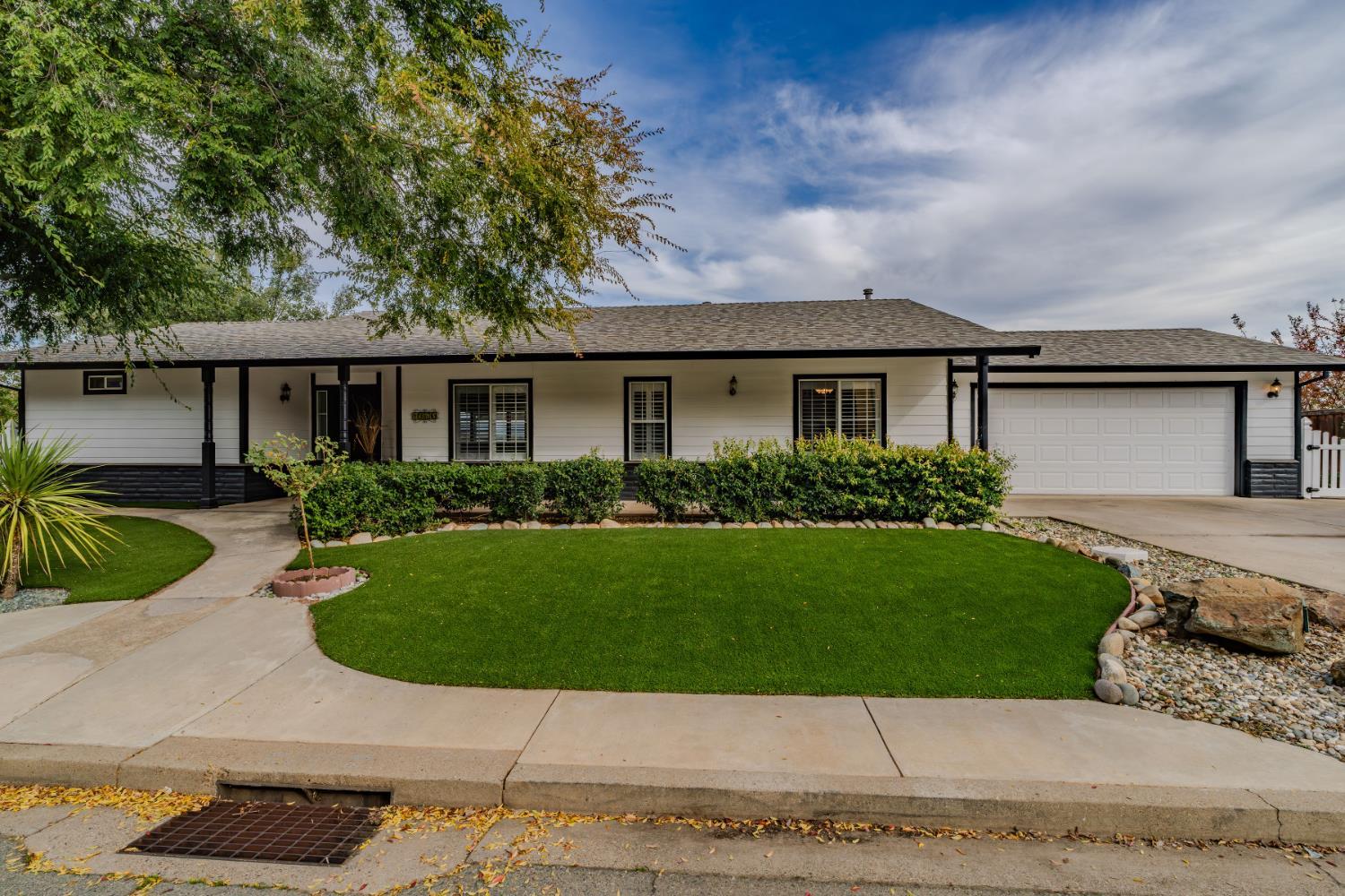 Jackson, California, 95642, United States, 3 Bedrooms Bedrooms, ,2 BathroomsBathrooms,Residential,For Sale,1992385