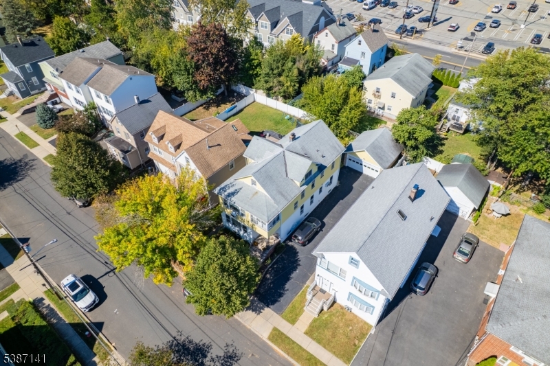 Garwood Boro, New Jersey, 07027, United States, 5 Bedrooms Bedrooms, ,2 BathroomsBathrooms,Residential,For Sale,1987528