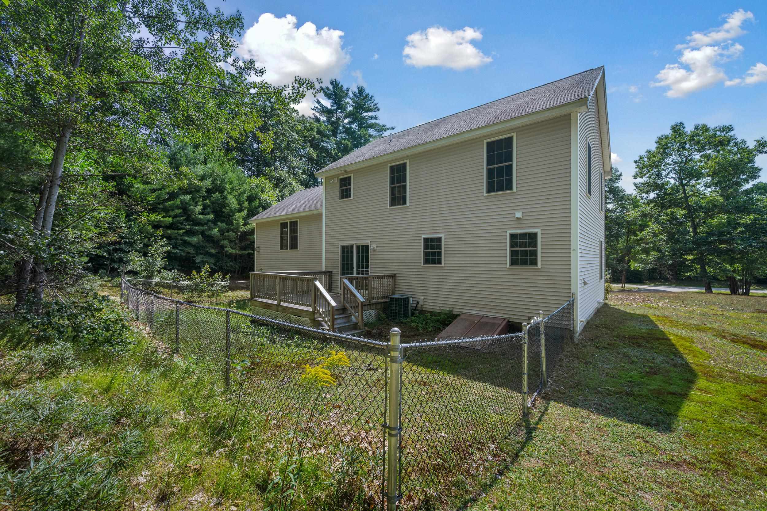 Conway, New Hampshire, 03813, United States, 3 Bedrooms Bedrooms, ,2 BathroomsBathrooms,Residential,For Sale,1906955