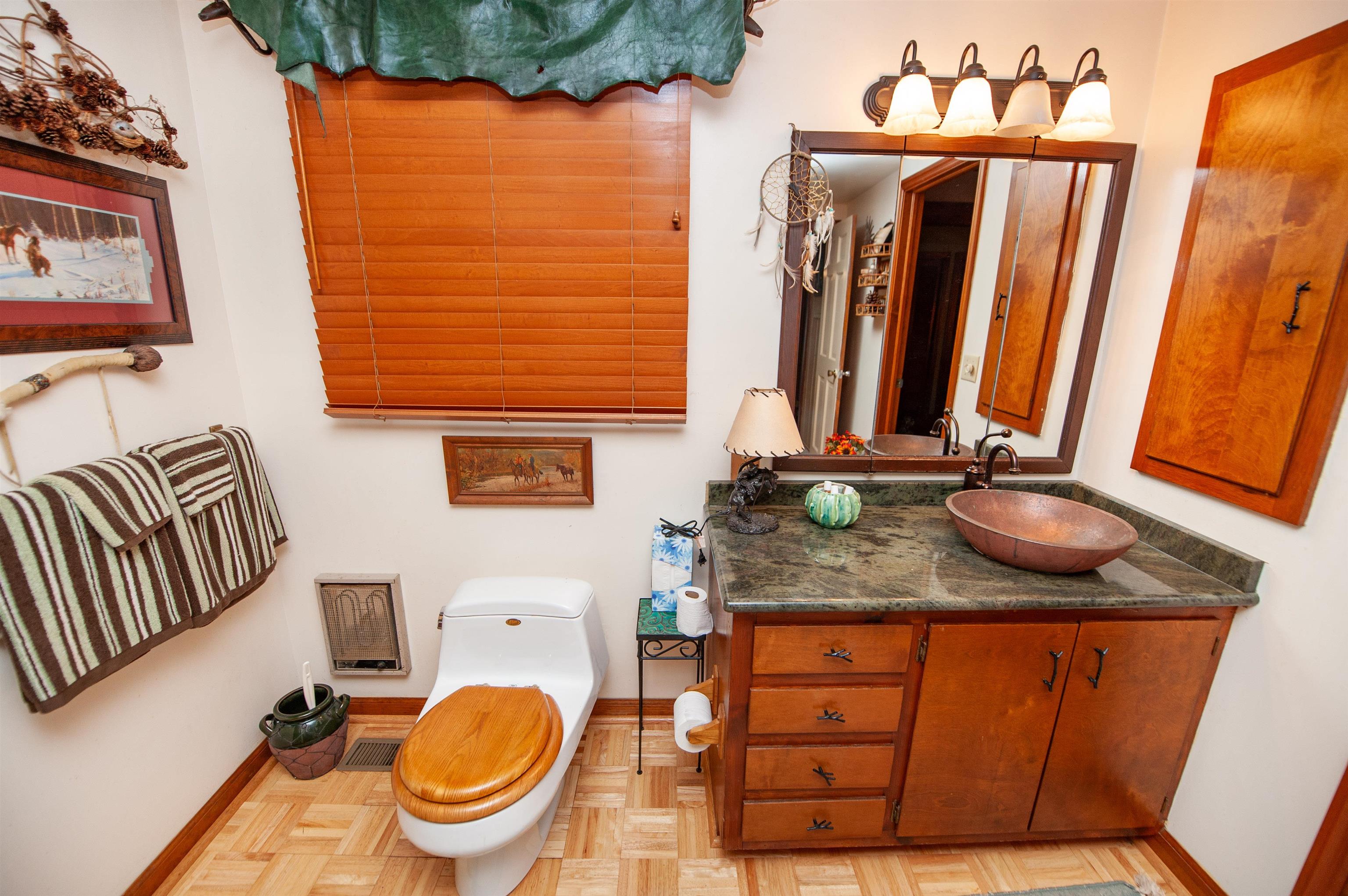 Landrum, South Carolina, 29356, United States, 2 Bedrooms Bedrooms, ,2 BathroomsBathrooms,Residential,For Sale,1750031