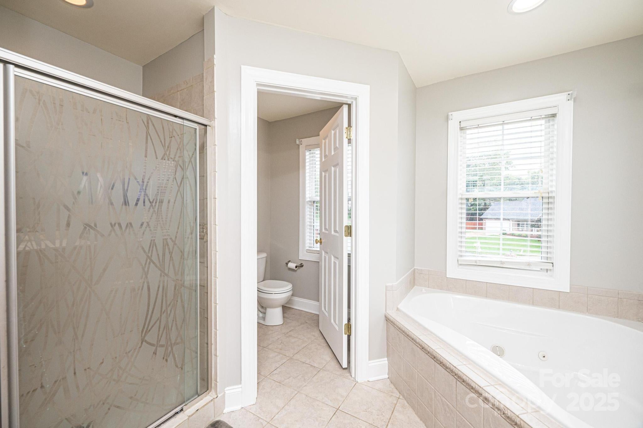 2640 Ironwood Drive, Hickory, North Carolina, 28602, United States, 4 Bedrooms Bedrooms, ,3 BathroomsBathrooms,Residential,For Sale,2640 Ironwood Drive,1635199