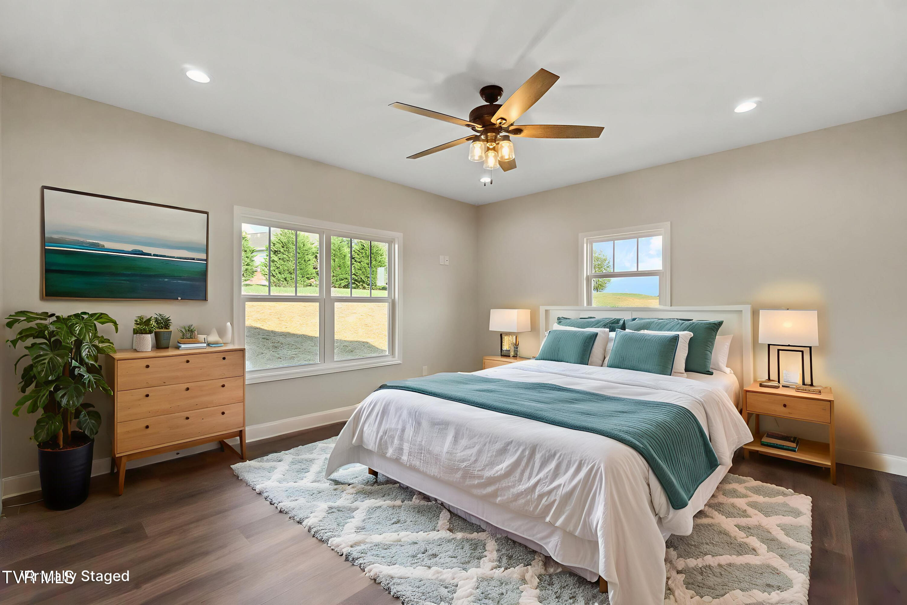 Greeneville, Tennessee, 37745, United States, 3 Bedrooms Bedrooms, ,2 BathroomsBathrooms,Residential,For Sale,1984464