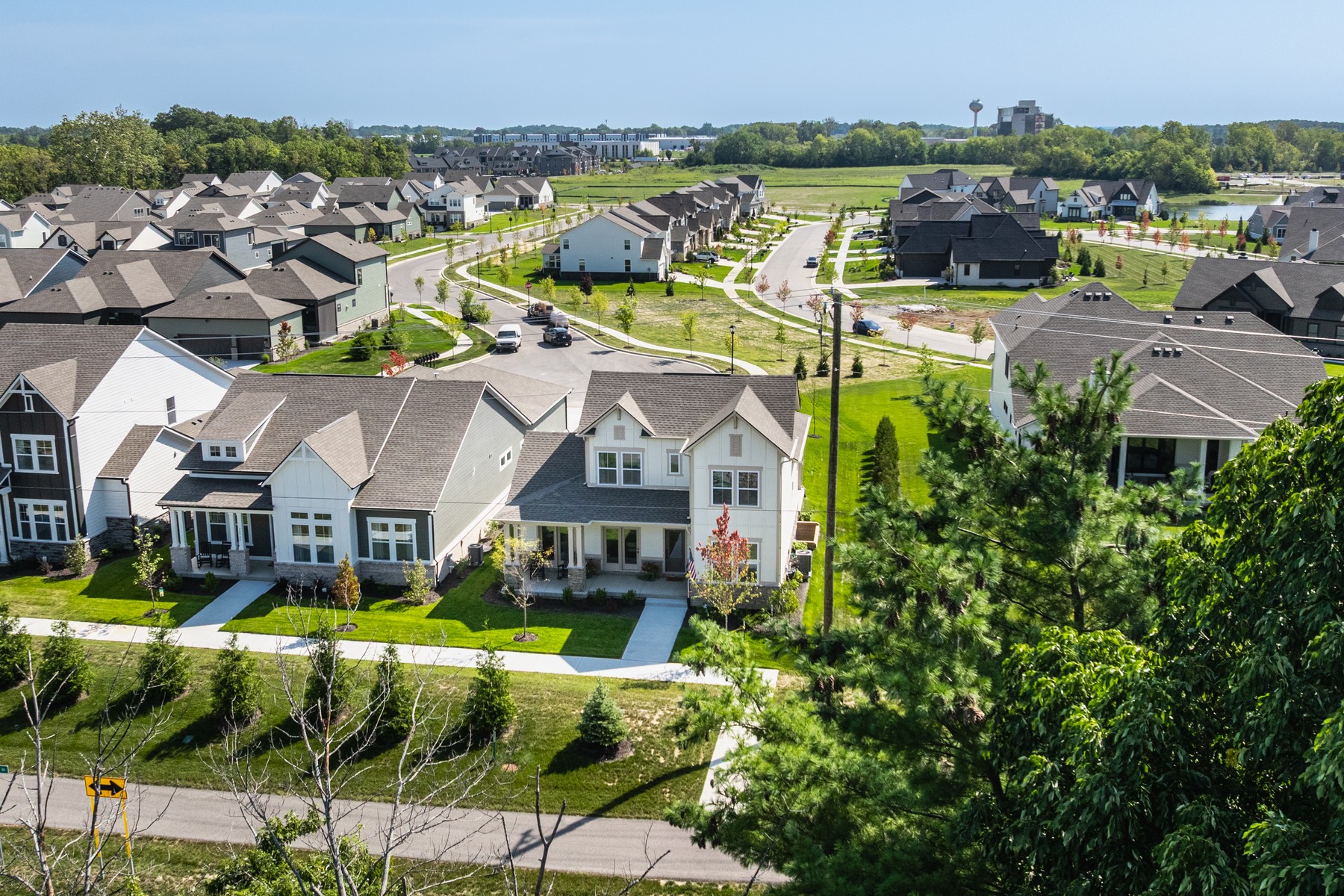  Beautifully Designed 5 Bedroom Home in Desirable Westfield Neighborhood - 物件實景