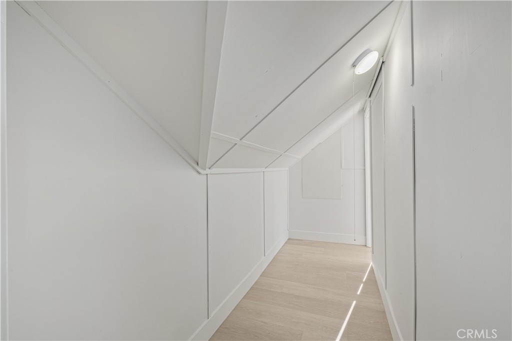 Los Angeles, California, 90018, United States, 6 Bedrooms Bedrooms, ,1 BathroomBathrooms,Residential,For Sale,2001220