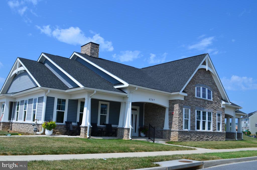 Frederick, Maryland, 21703, United States, 3 Bedrooms Bedrooms, ,3 BathroomsBathrooms,Residential,For Sale,1935549