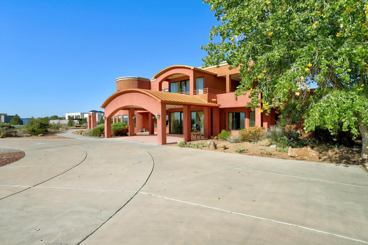 6301 COORS Boulevard NW, Albuquerque, New Mexico, 87120, United States, 3 Bedrooms Bedrooms, ,4 BathroomsBathrooms,Residential,For Sale,6301 COORS Boulevard NW,1637534