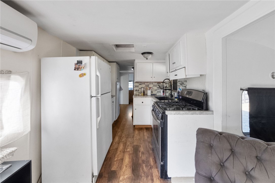 Perris, California, 92570, United States, 4 Bedrooms Bedrooms, ,2 BathroomsBathrooms,Residential,For Sale,2009057