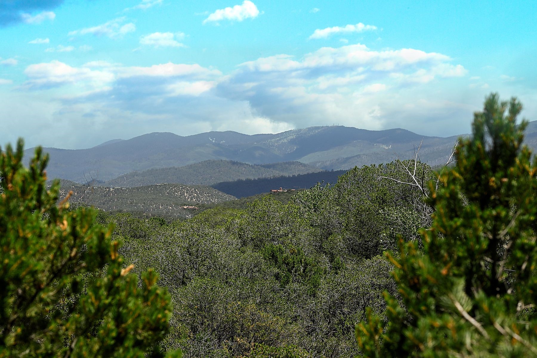 1021 Old Santa Fe Trail - 物件實景