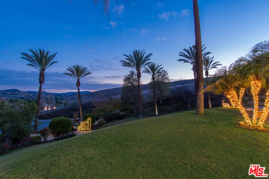 Westlake Village, California, 91362, United States, 7 Bedrooms Bedrooms, ,6 BathroomsBathrooms,Residential,For Sale,2003062