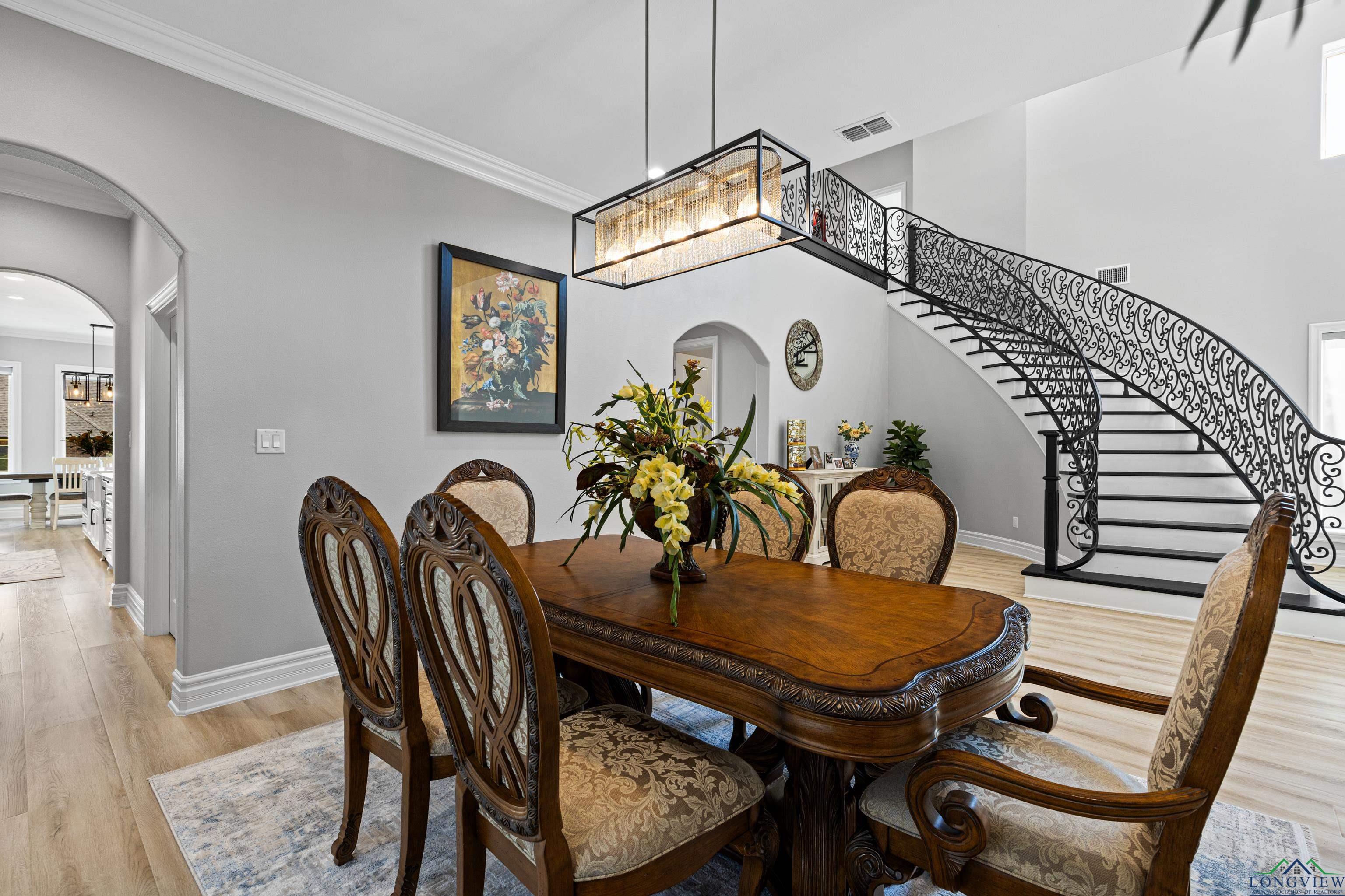 Tatum, Texas, 75691, United States, 6 Bedrooms Bedrooms, ,5 BathroomsBathrooms,Residential,For Sale,1967994