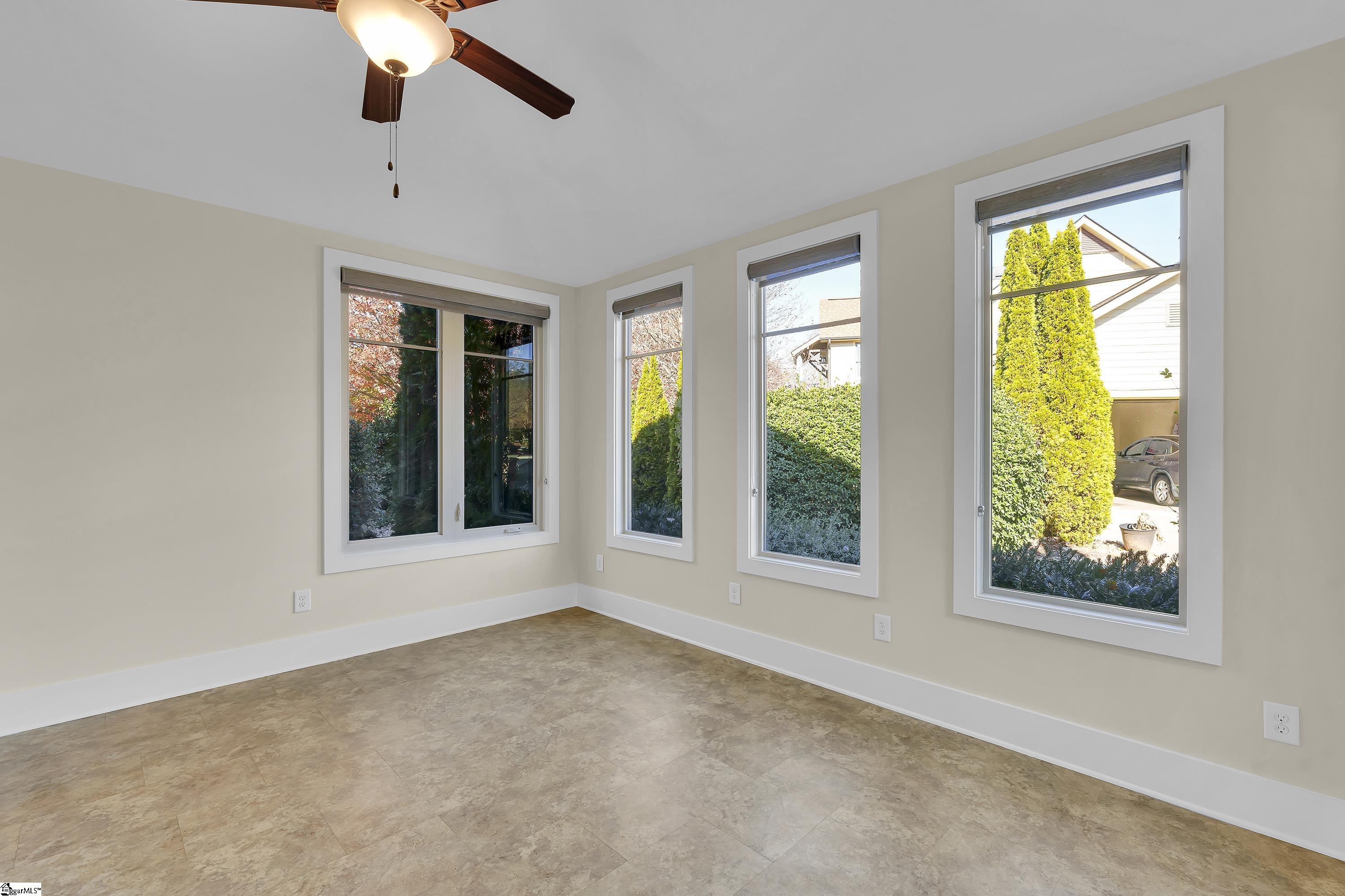 Piedmont, South Carolina, 29673, United States, 4 Bedrooms Bedrooms, ,4 BathroomsBathrooms,Residential,For Sale,2002140