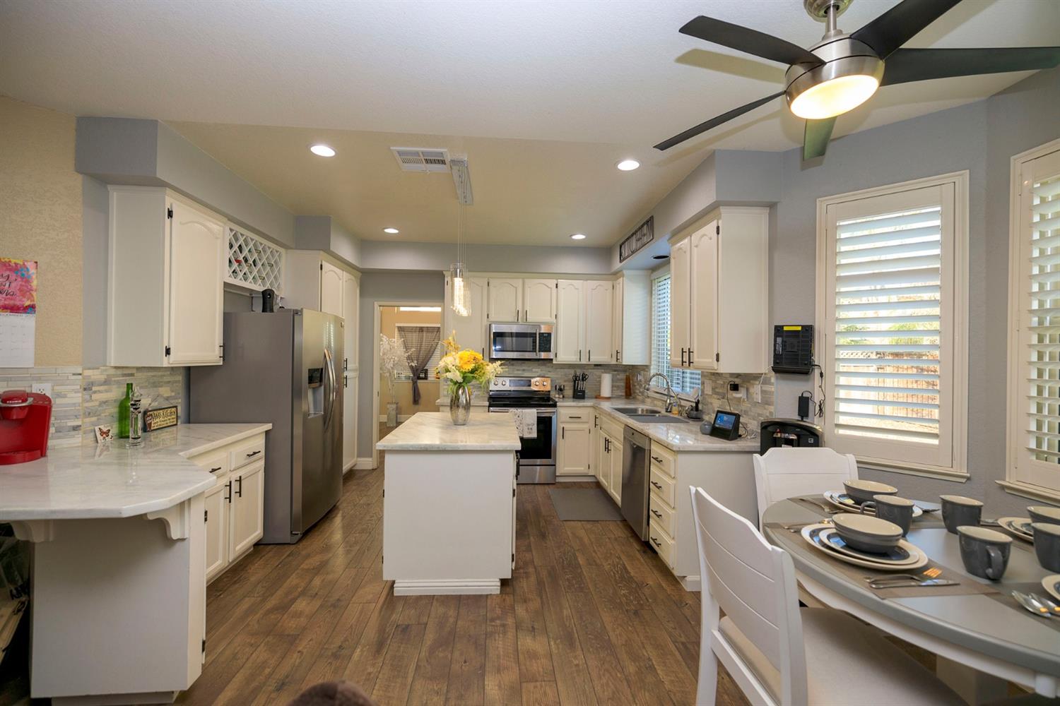 Tracy, California, 95376, United States, 4 Bedrooms Bedrooms, ,3 BathroomsBathrooms,Residential,For Sale,1980511