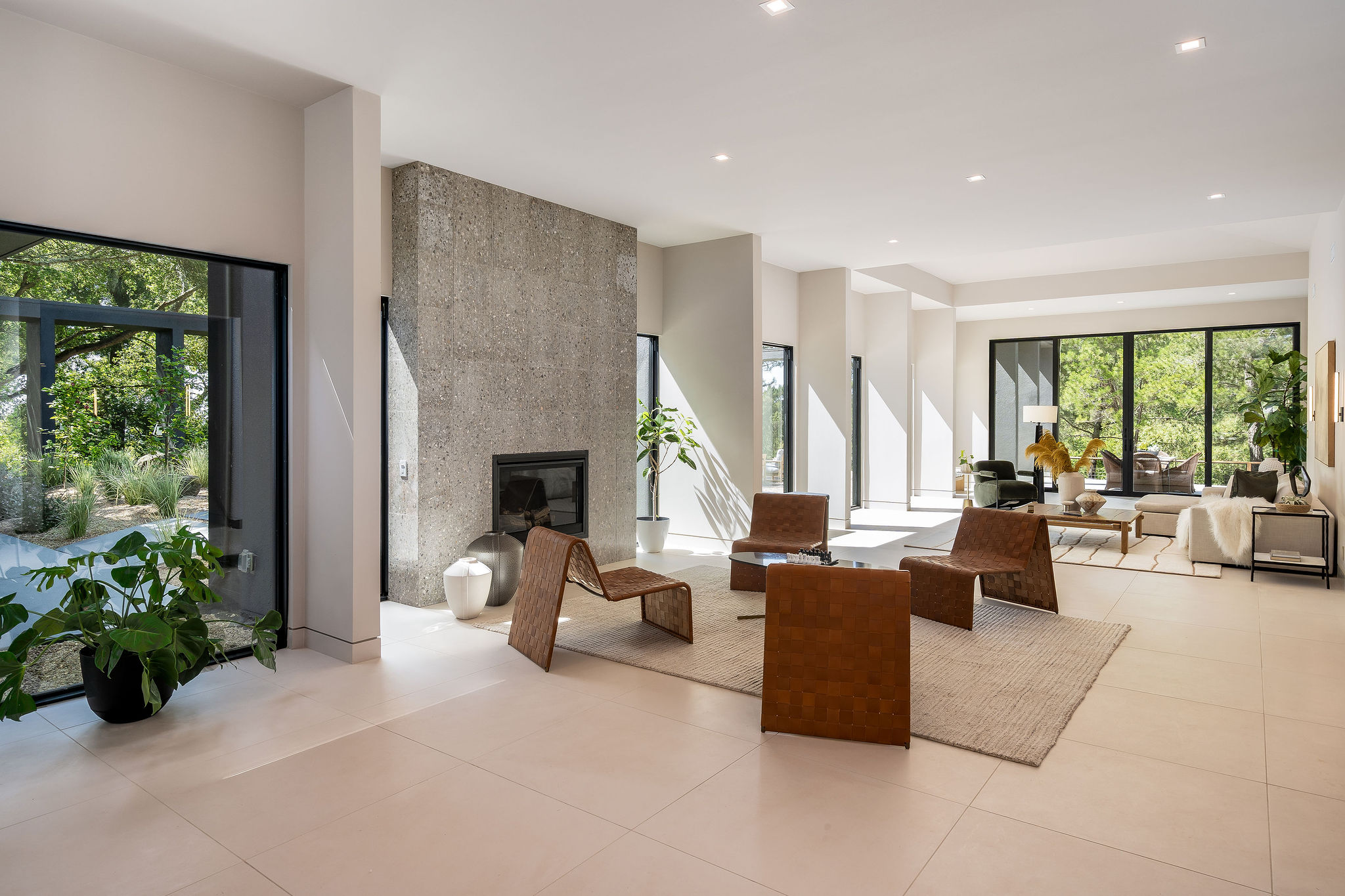  5645 Bacon Road - 物件實景