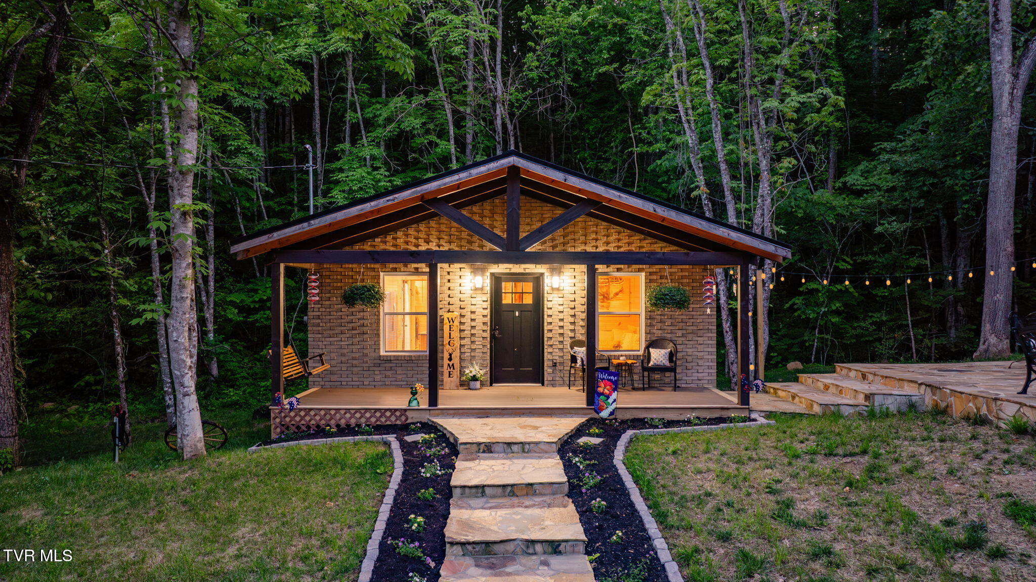 Kingsport, Tennessee, 37660, United States, 1 Bedroom Bedrooms, ,1 BathroomBathrooms,Residential,For Sale,1973991