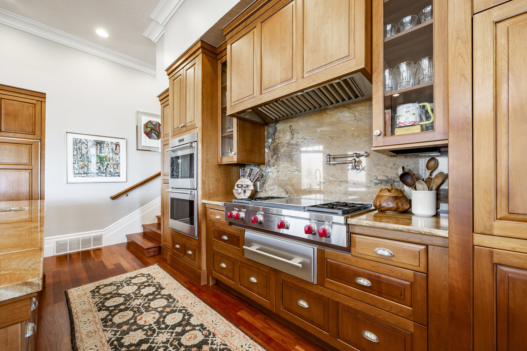  Timeless East Bench Craftsman Estate with Gated Entry, Expansive Light and Views - 物件實景