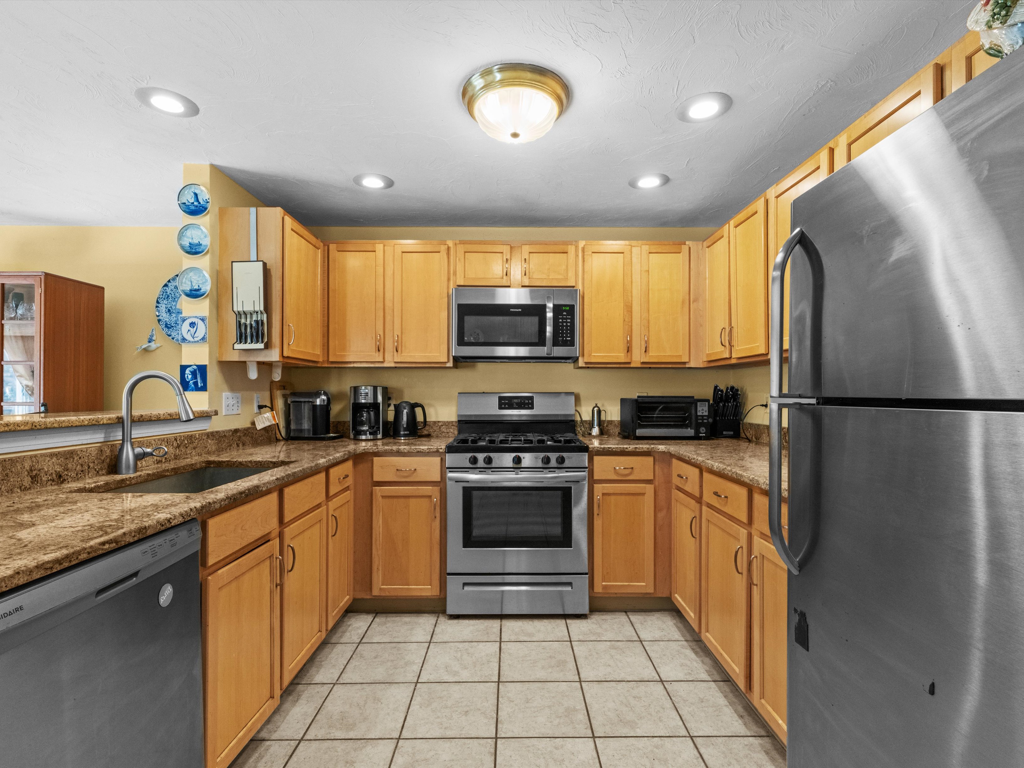  29 B Cold Spring Drive, Sutton, MA 01590 - 物件實景