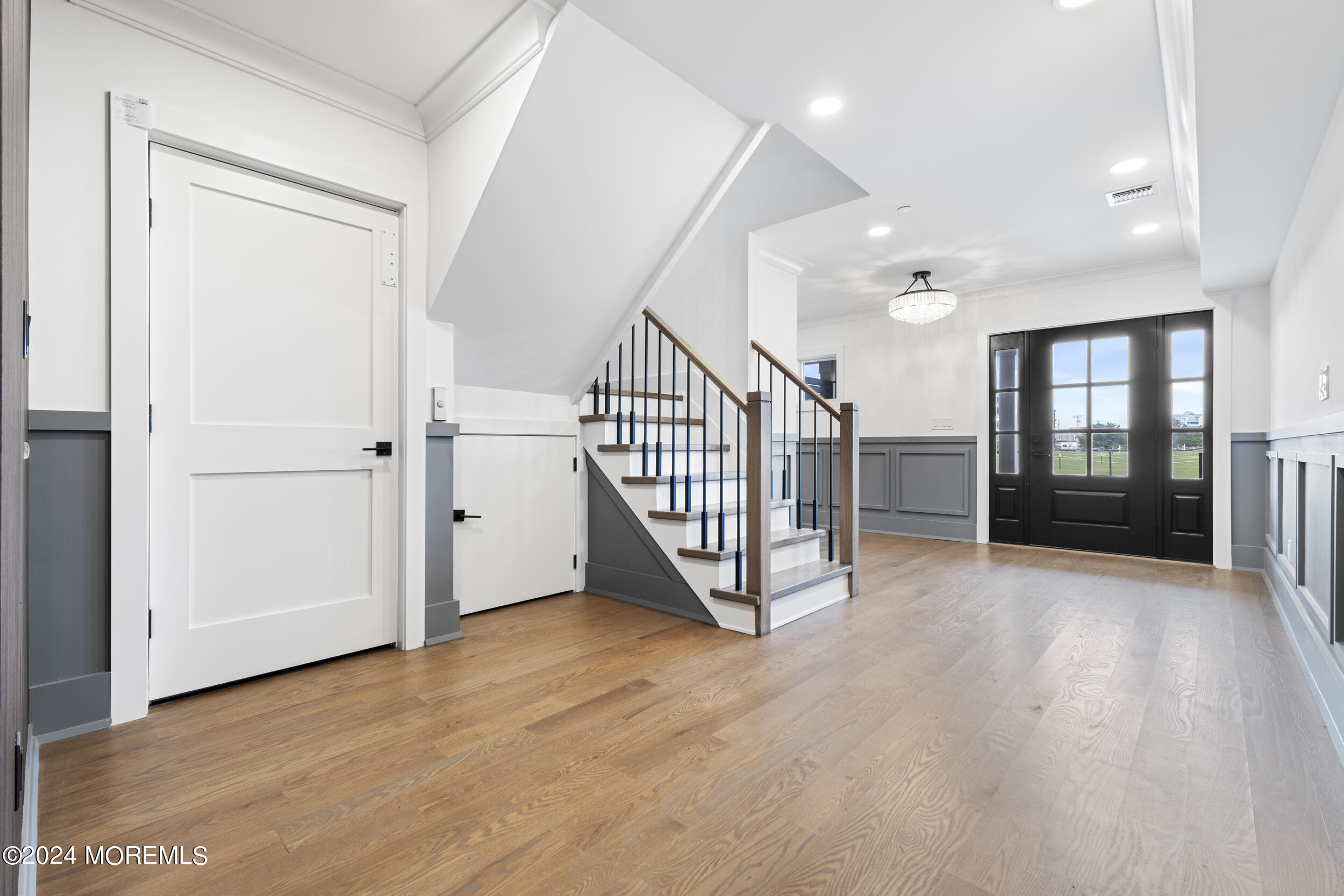Long Branch, New Jersey, 07740, United States, 5 Bedrooms Bedrooms, ,4 BathroomsBathrooms,Residential,For Sale,1780996