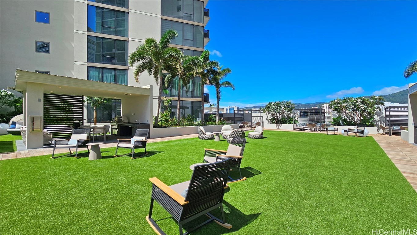 Honolulu, Hawaii, 96814, United States, 2 Bedrooms Bedrooms, ,2 BathroomsBathrooms,Residential,For Sale,1699927
