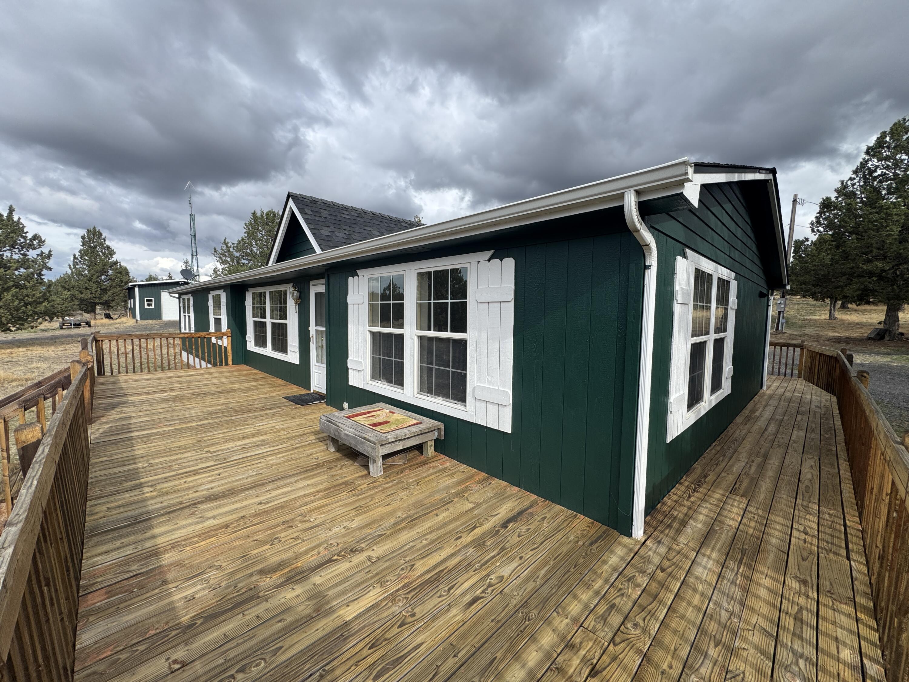 Prineville, Oregon, 97754, United States, 3 Bedrooms Bedrooms, ,2 BathroomsBathrooms,Residential,For Sale,1973827