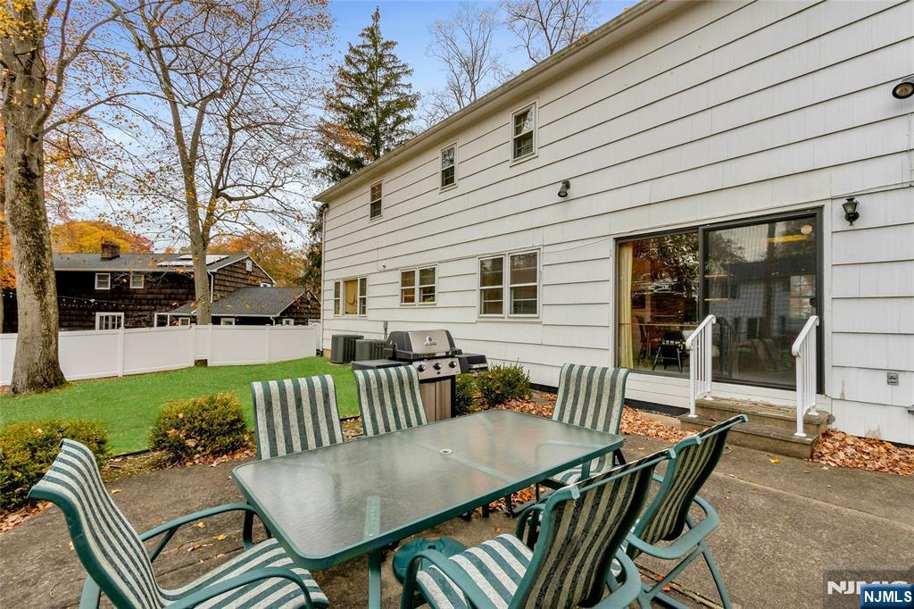 River Vale, New Jersey, 07675, United States, 4 Bedrooms Bedrooms, ,3 BathroomsBathrooms,Residential,For Sale,1987522