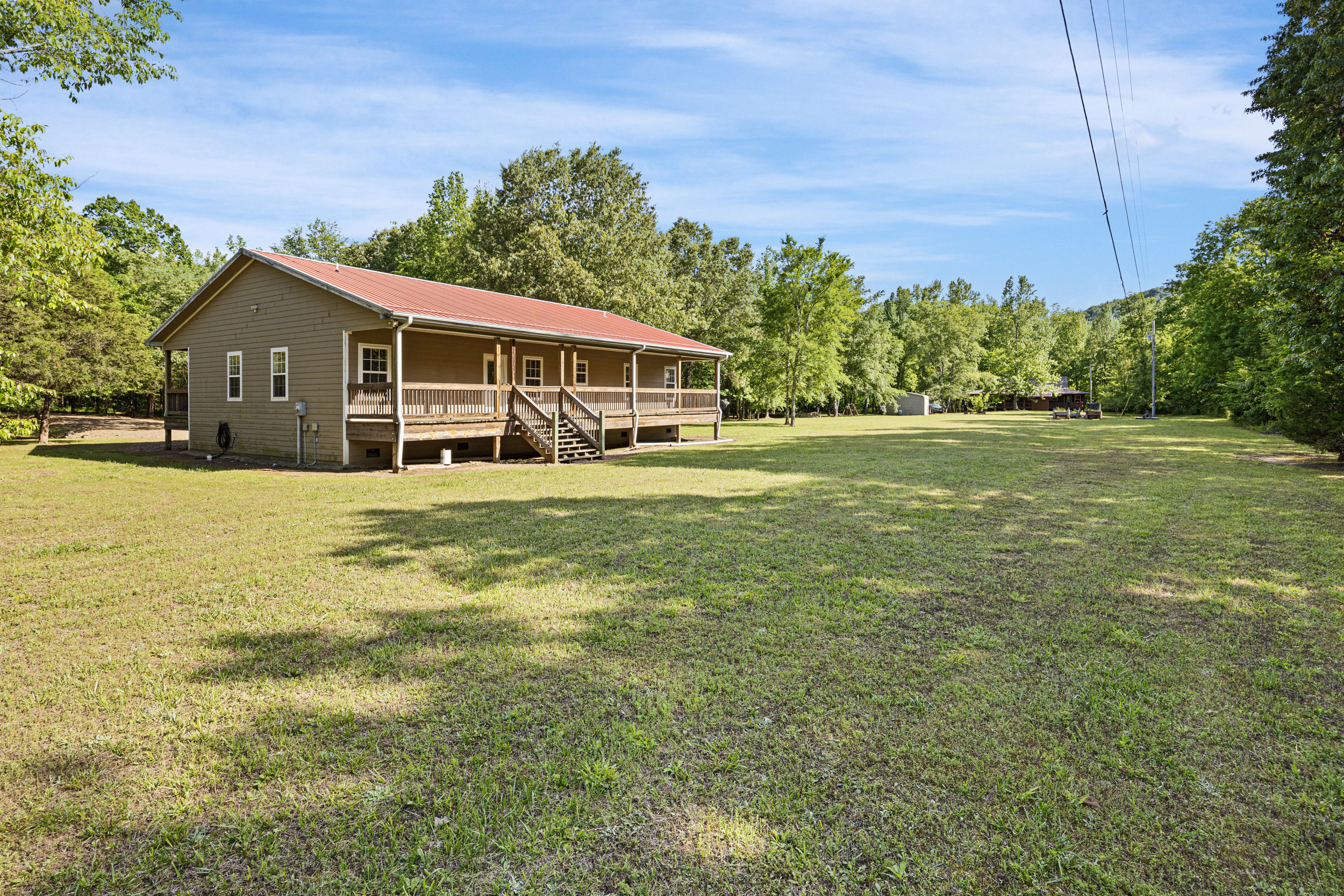 Pettigrew, Arkansas, 72752, United States, 5 Bedrooms Bedrooms, ,4 BathroomsBathrooms,Residential,For Sale,1826540