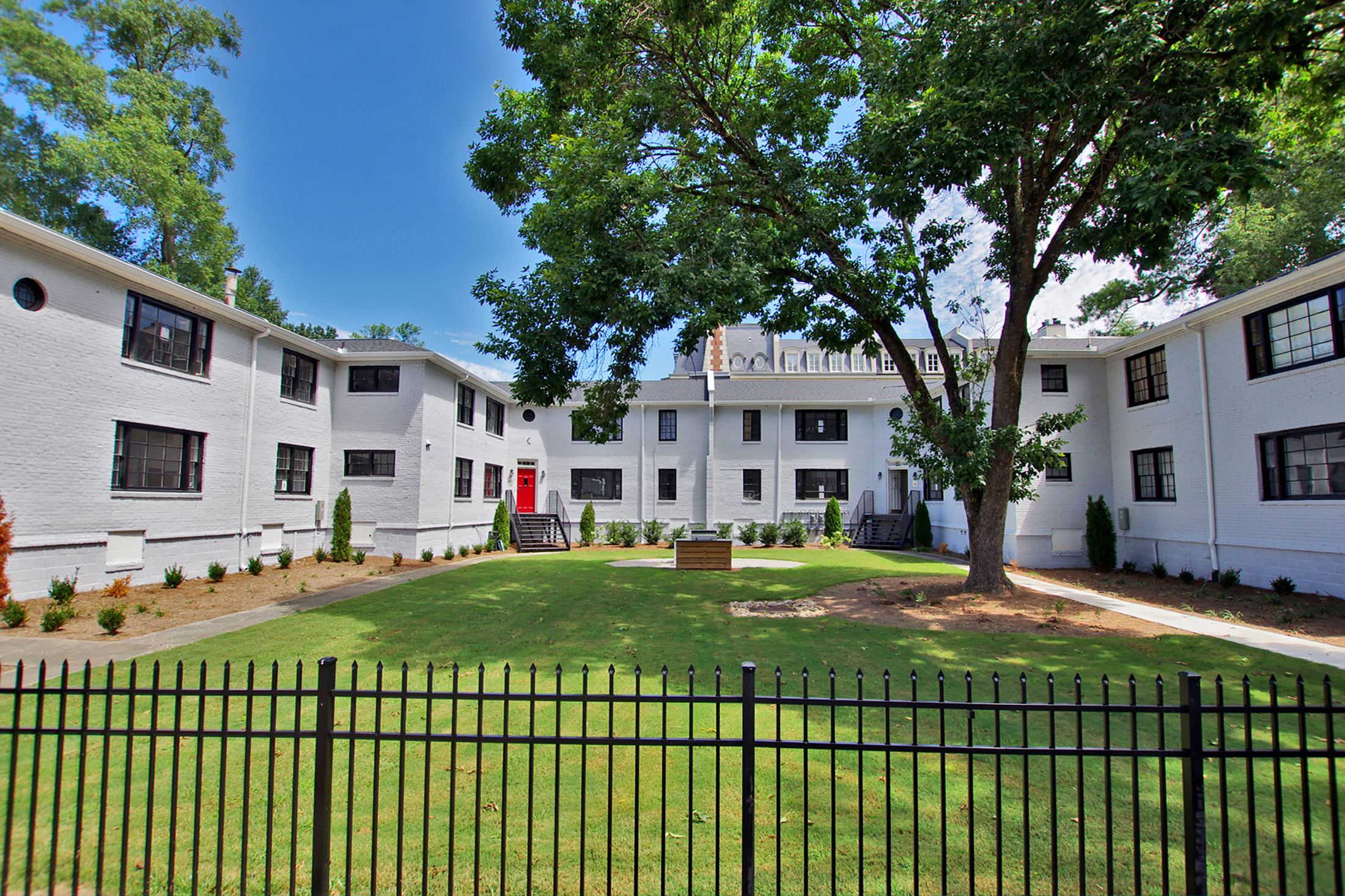  Fully Renovated, Top-Floor Residence in Buckhead - 物件實景