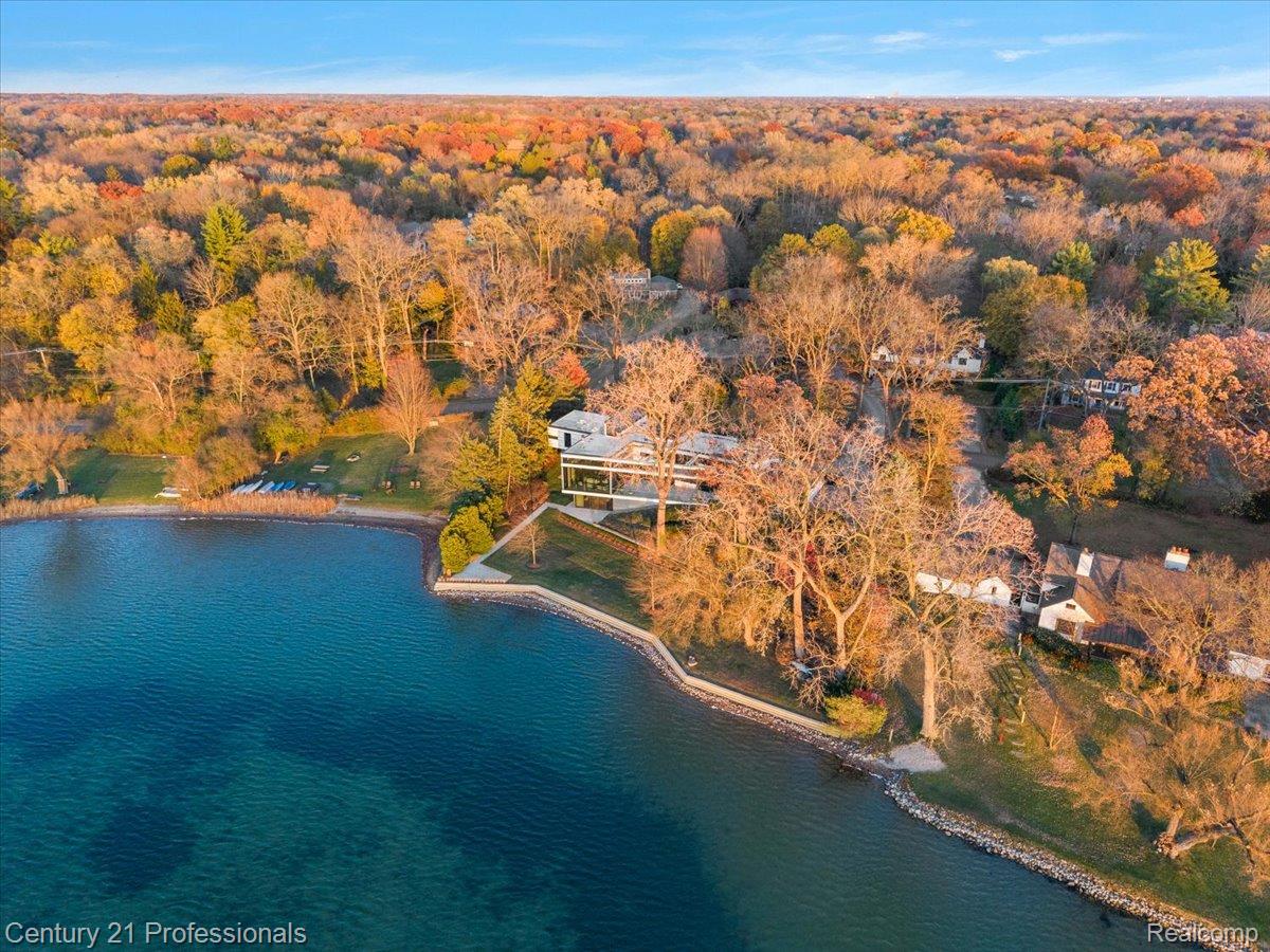 BloomfieldHills, Michigan, 48301, United States, 4 Bedrooms Bedrooms, ,5 BathroomsBathrooms,Residential,For Sale,1996516