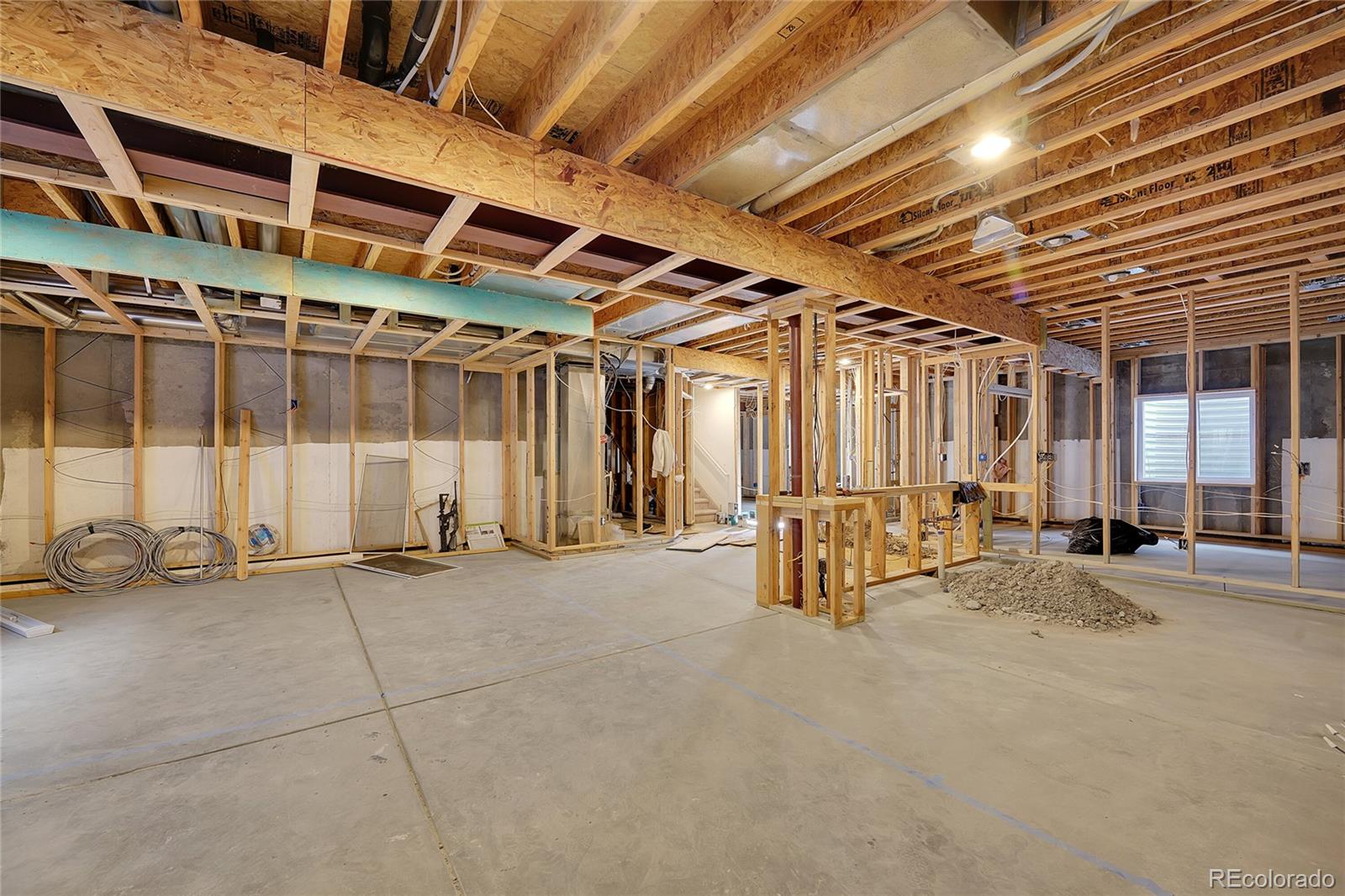 Commerce City, Colorado, 80022, United States, 3 Bedrooms Bedrooms, ,2 BathroomsBathrooms,Residential,For Sale,1997456