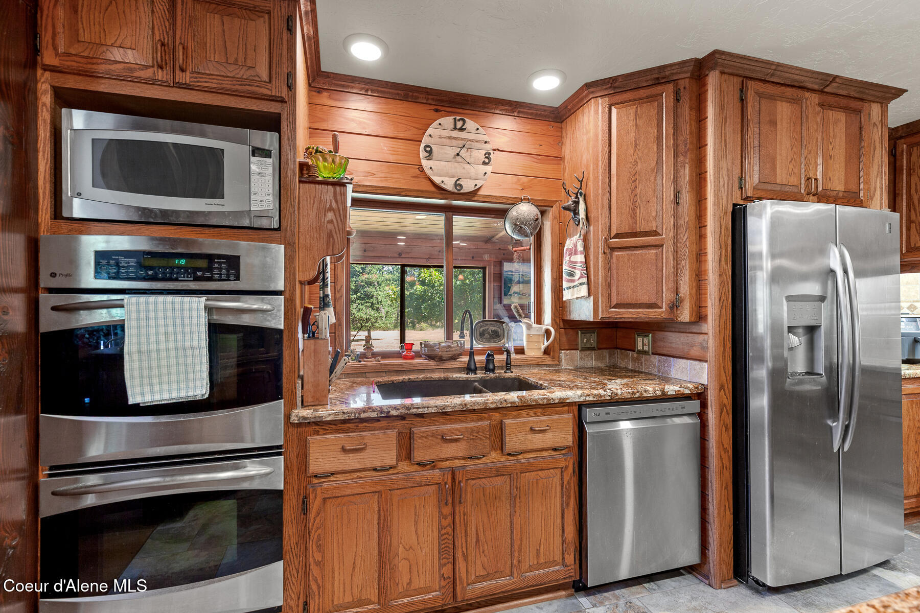 Spirit Lake, Idaho, 83869, United States, 3 Bedrooms Bedrooms, ,3 BathroomsBathrooms,Residential,For Sale,1931284