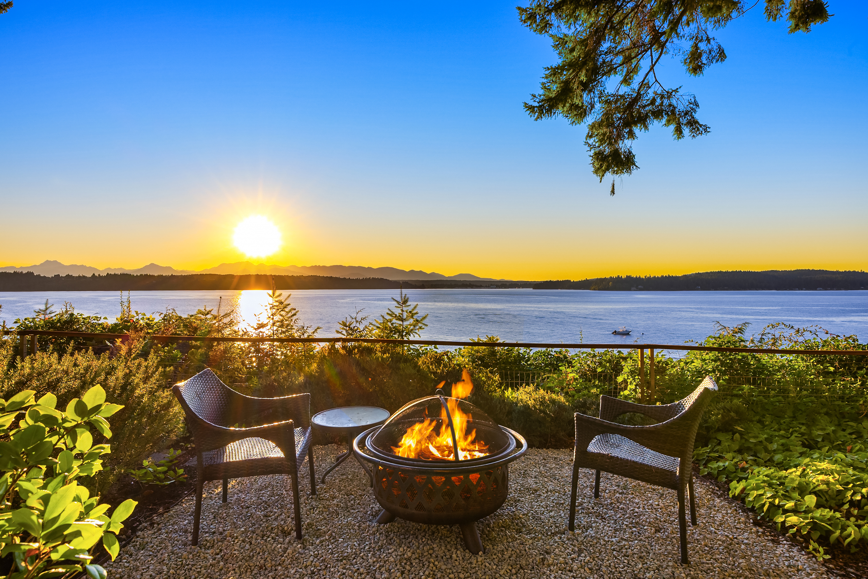  12145 Arrow Point Lp NE, Bainbridge Island, WA 98110 - 物件實景