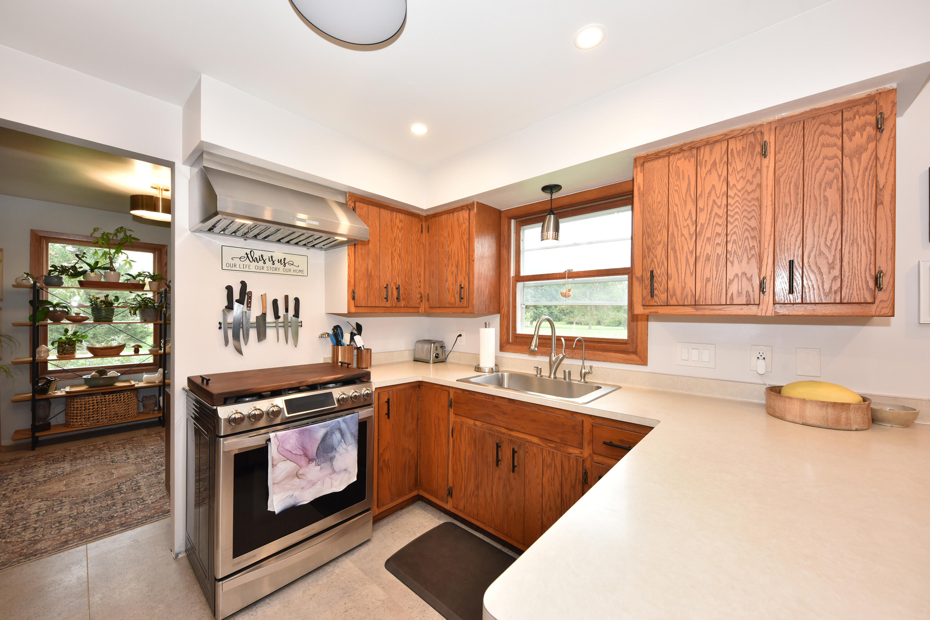 Merton, Wisconsin, 53066, United States, 4 Bedrooms Bedrooms, ,3 BathroomsBathrooms,Residential,For Sale,1987877