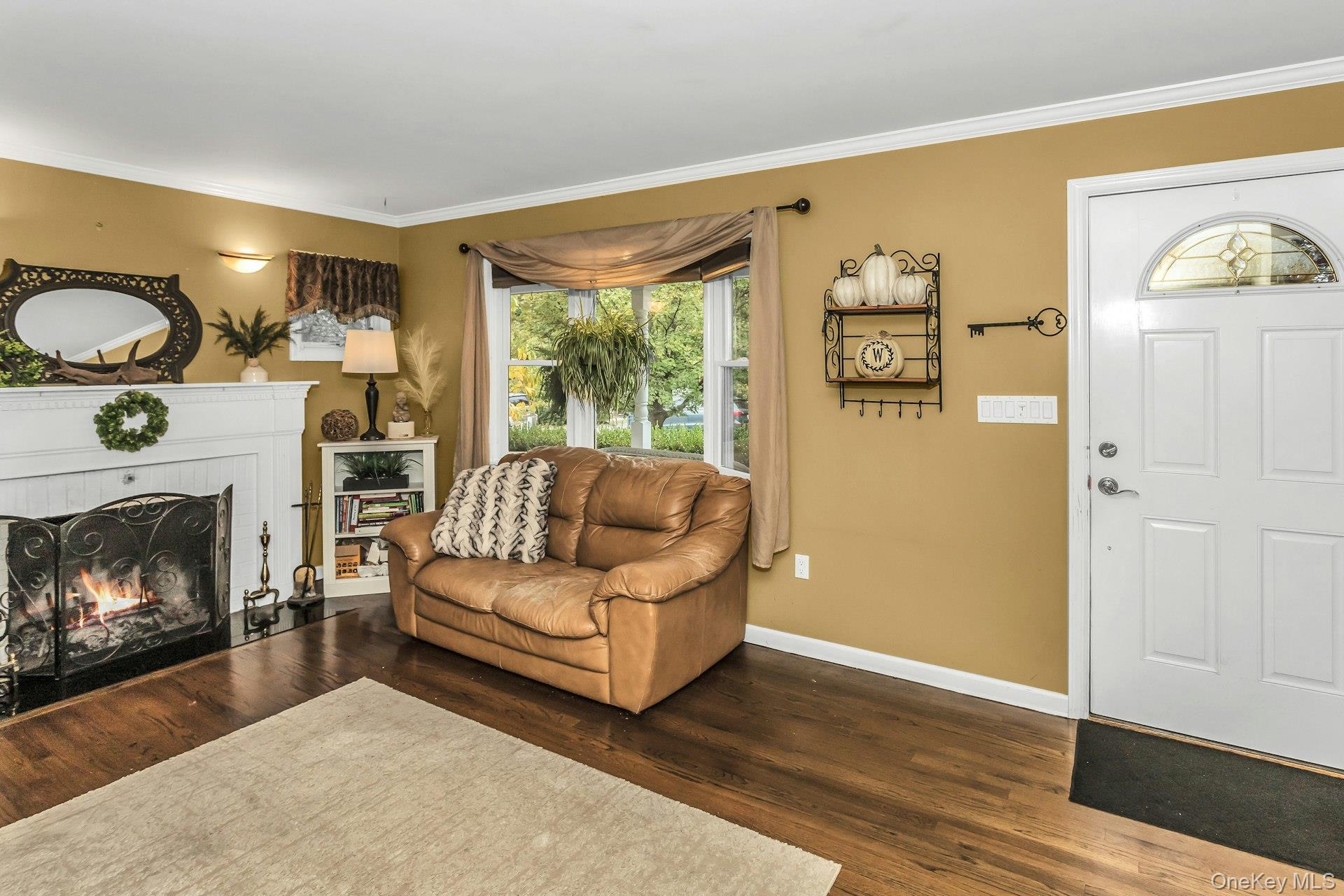 Northport, New York, 11768, United States, 4 Bedrooms Bedrooms, ,3 BathroomsBathrooms,Residential,For Sale,1988277