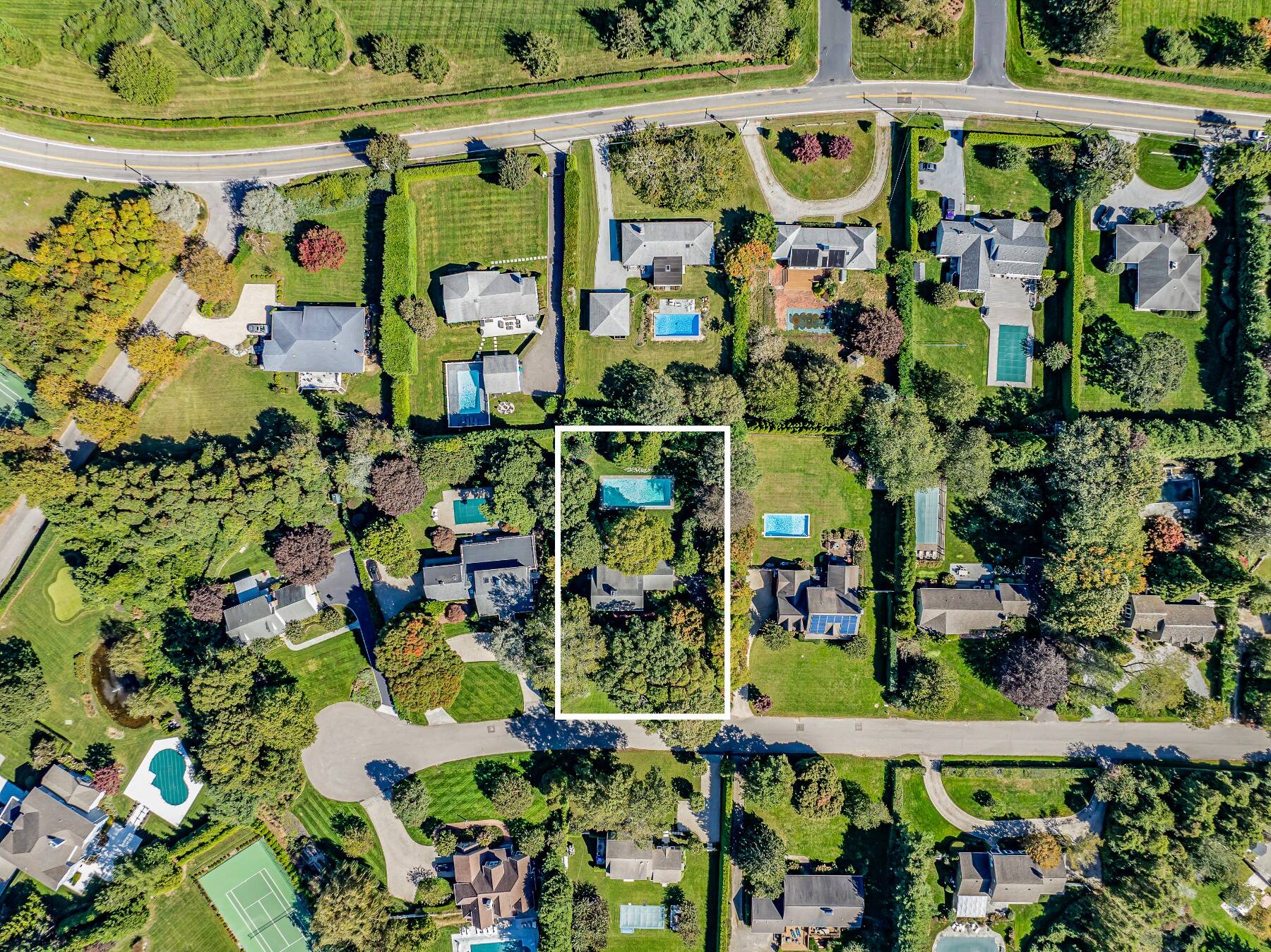  Southampton 4 Bedroom Traditional - Beautifully Landsacaped - 物件實景