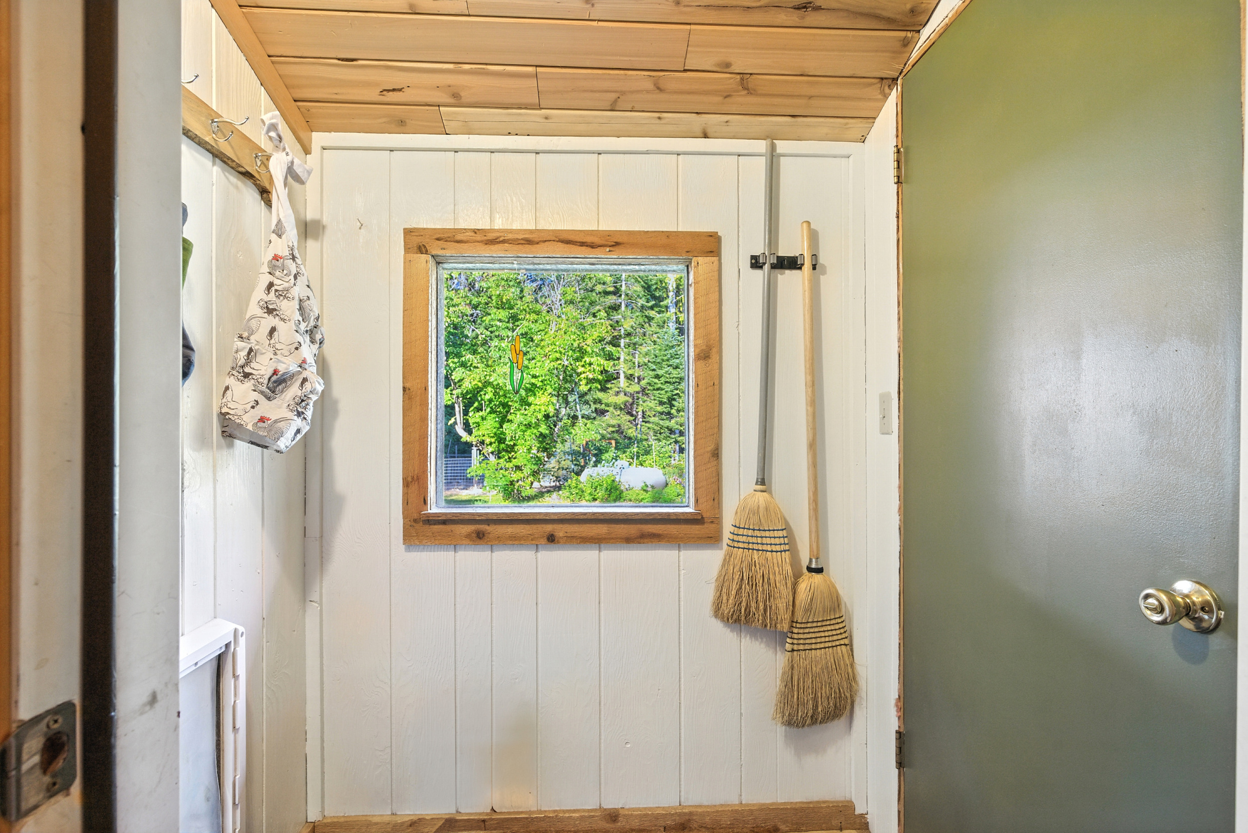 Sandpoint, Idaho, 83864, United States, 2 Bedrooms Bedrooms, ,2 BathroomsBathrooms,Residential,For Sale,2006058