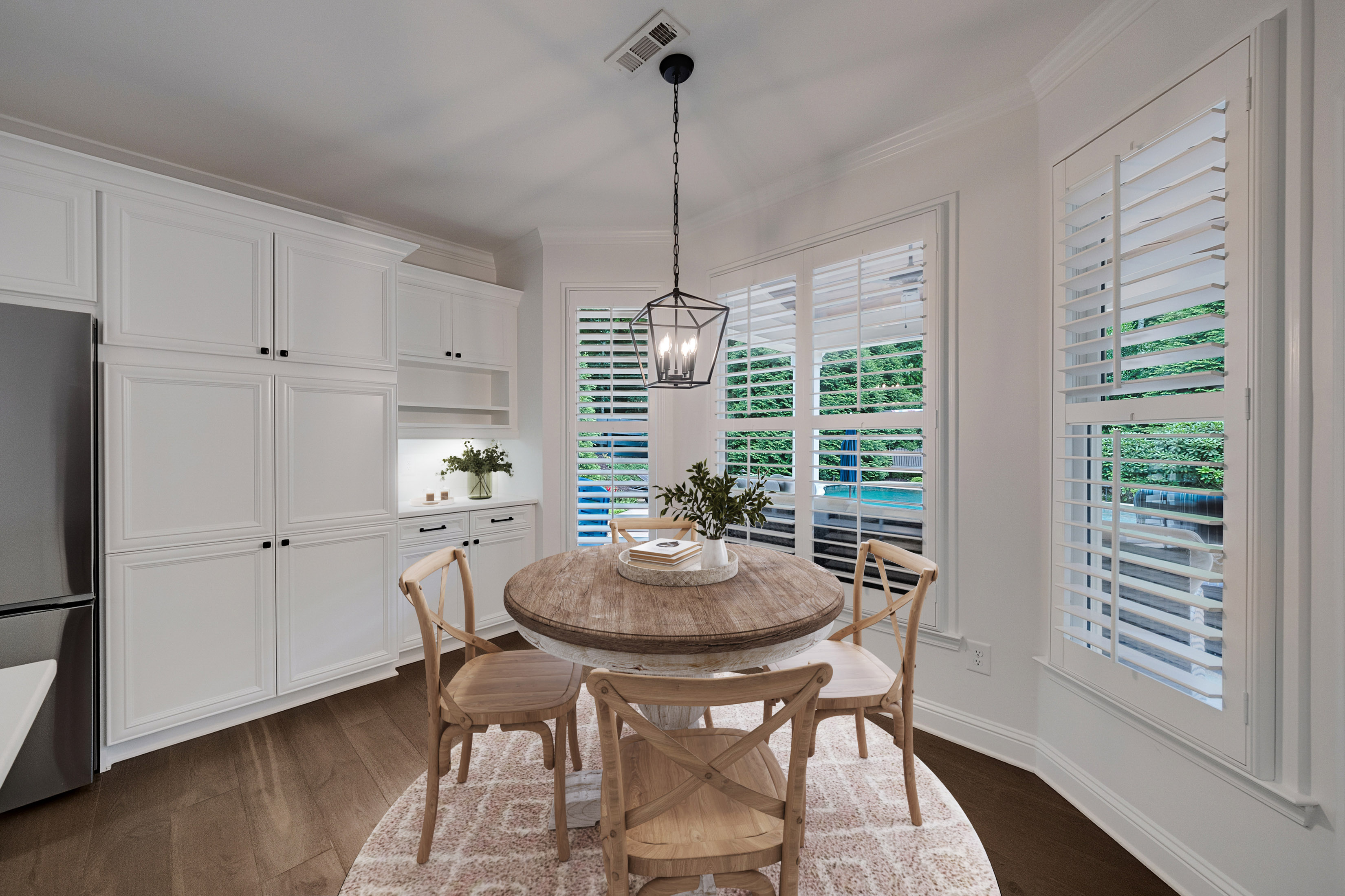  Stunning Craftsman-Style Home Featuring a Desirable Primary Suite on Main Level - 物件實景