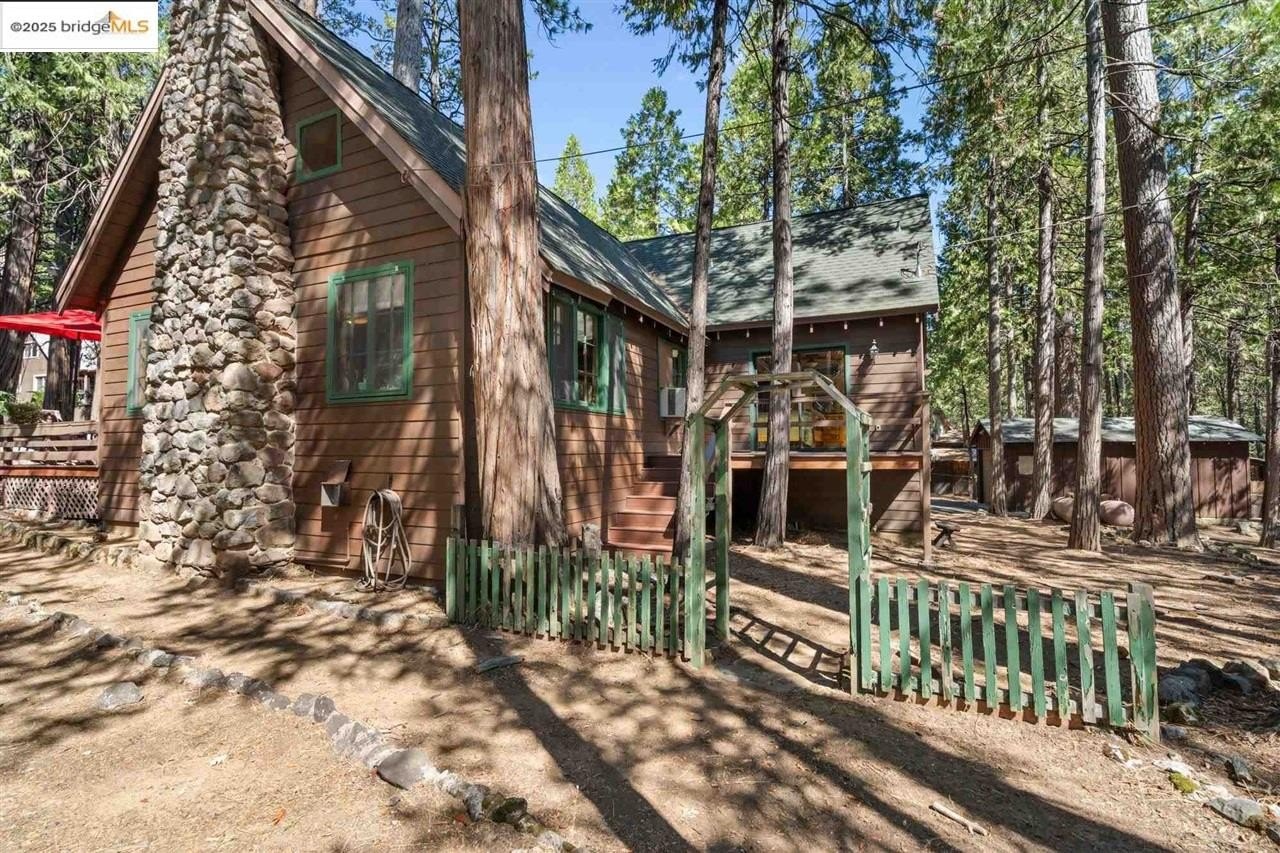 Twain Harte, California, 95383, United States, 3 Bedrooms Bedrooms, ,2 BathroomsBathrooms,Residential,For Sale,1974121