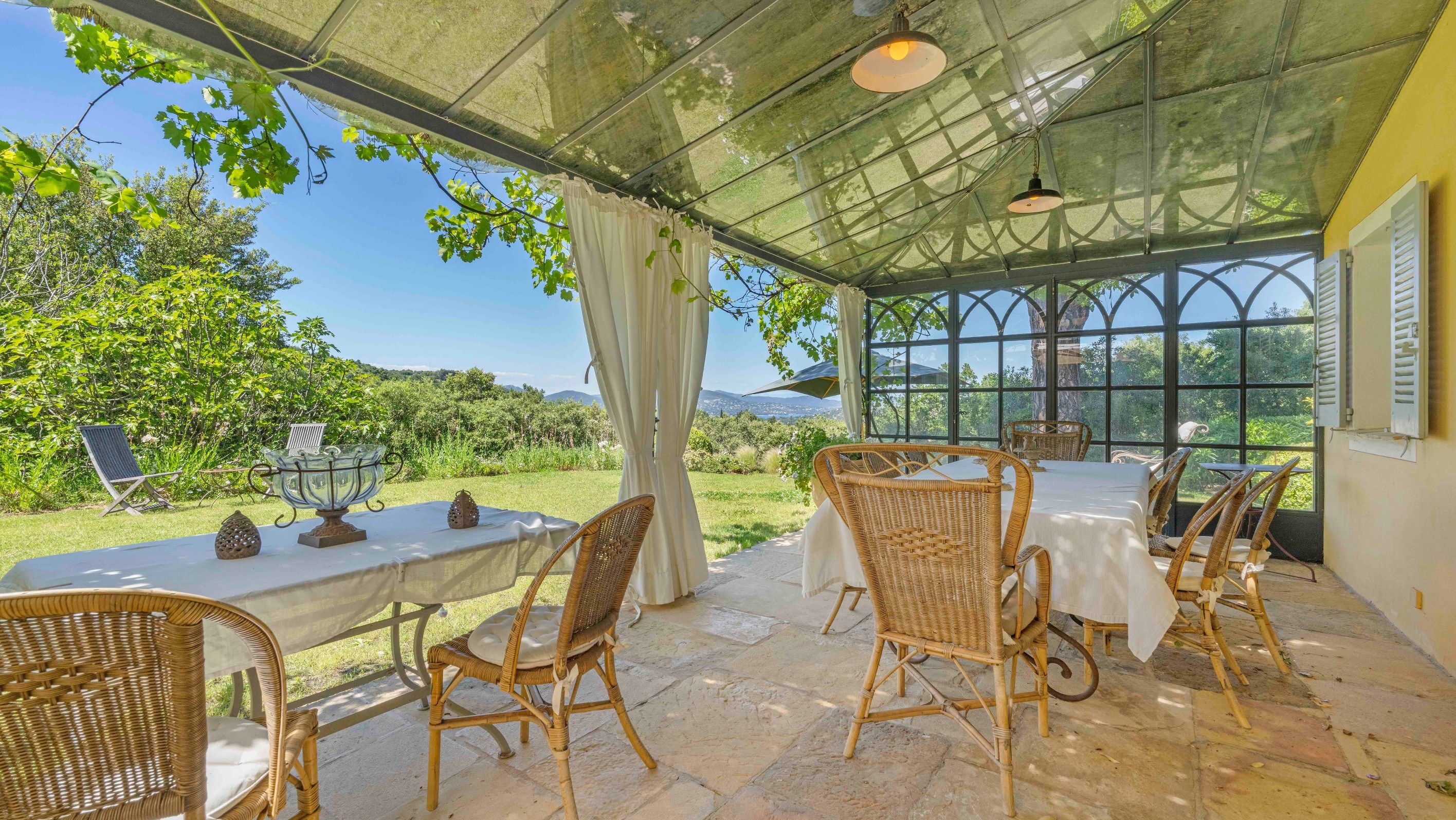  Gassin luxury estate with sea views, guest house and 13 446 sqm landscaped grou… - 物件實景