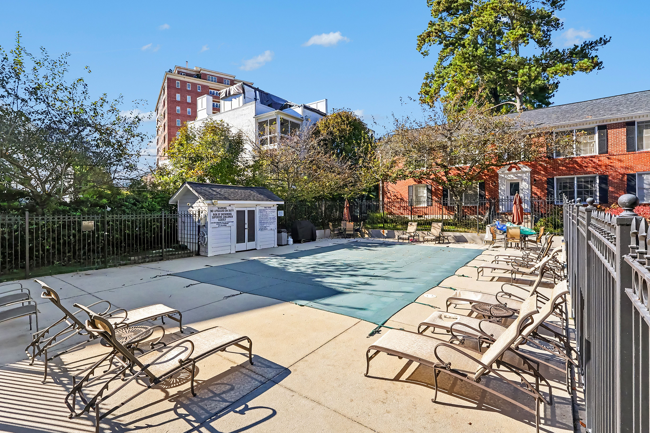  Recently Renovated Jewel Box Top Floor Condo in Gated Peachtree Orleans - 物件實景