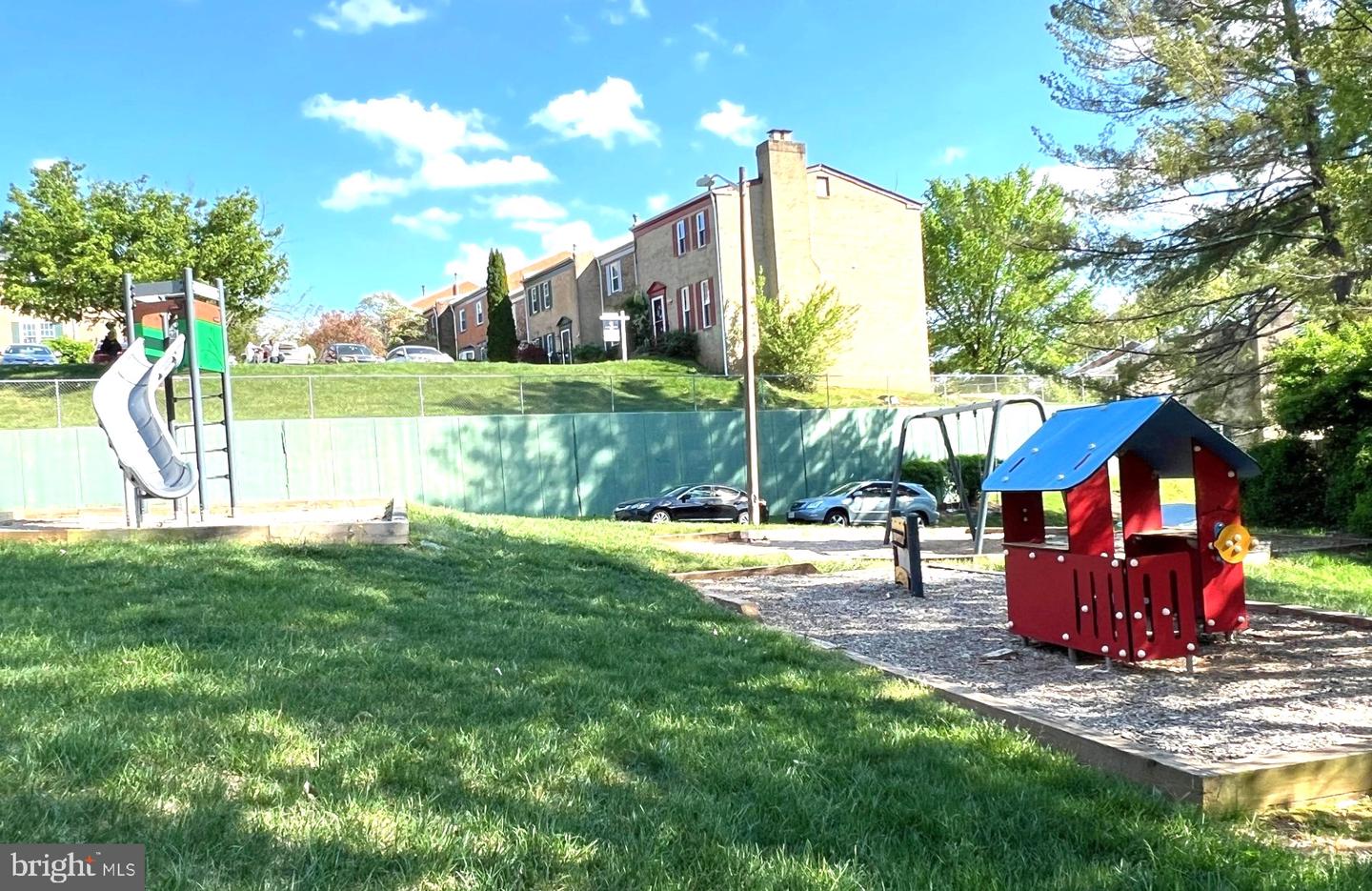 Annandale, Virginia, 22003, United States, 3 Bedrooms Bedrooms, ,4 BathroomsBathrooms,Residential,For Sale,2001924