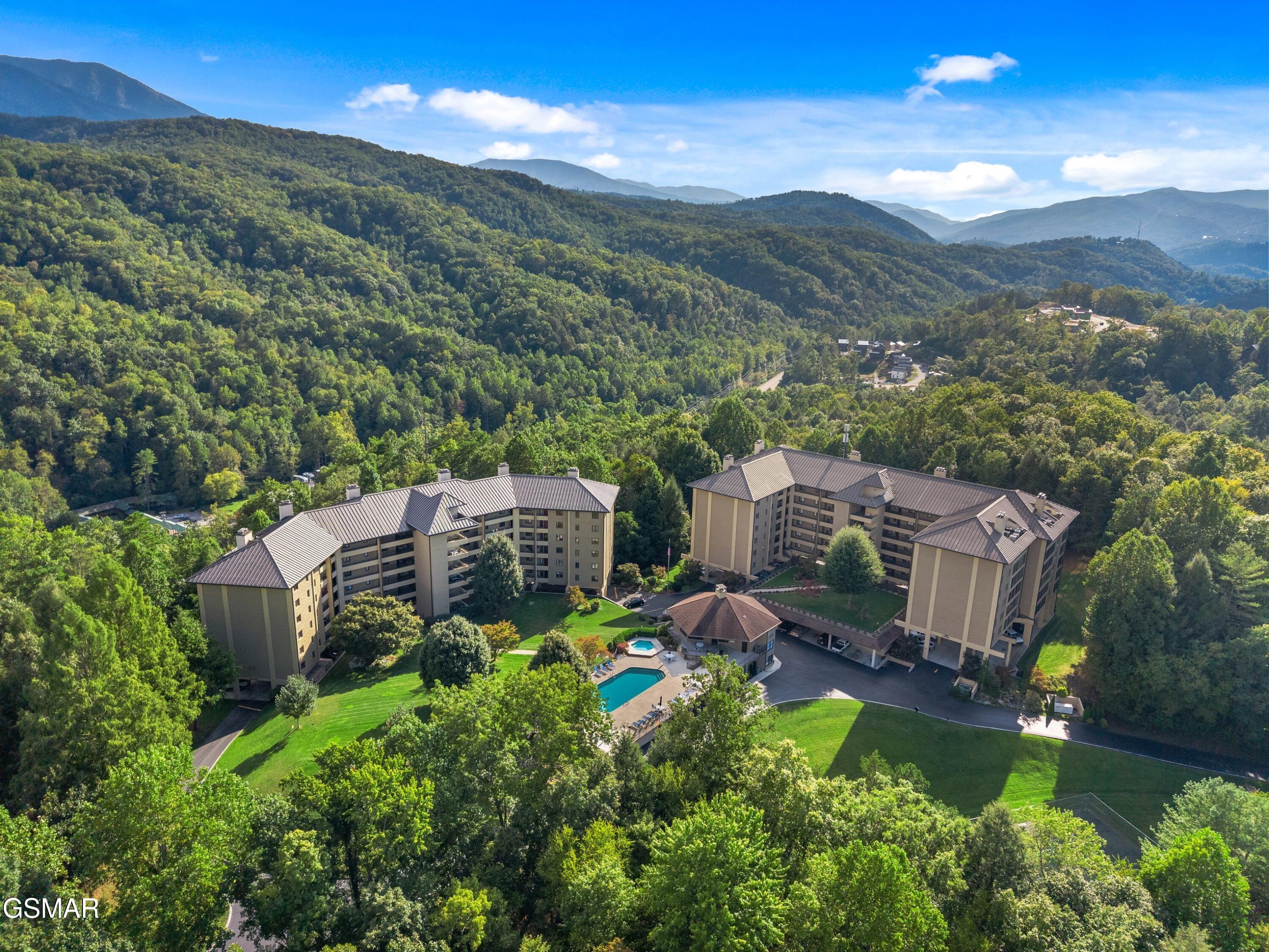 Gatlinburg, Tennessee, 37738, United States, 3 Bedrooms Bedrooms, ,2 BathroomsBathrooms,Residential,For Sale,1943047