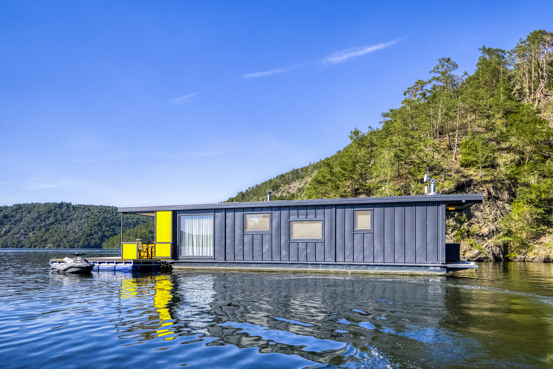  2-bedroom Houseboat - 物件實景